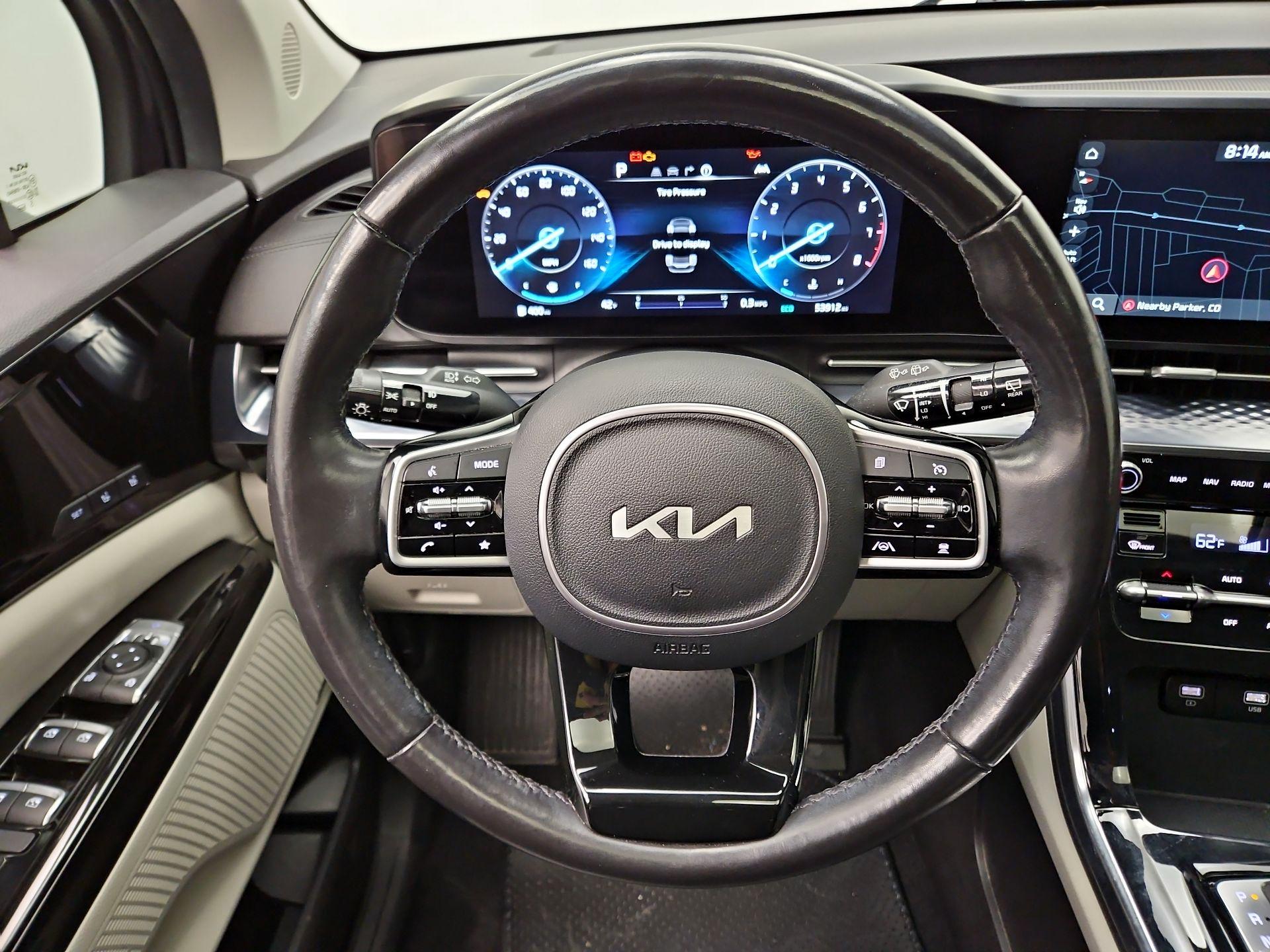 Thumbnail: 2023 Kia Carnival - 10