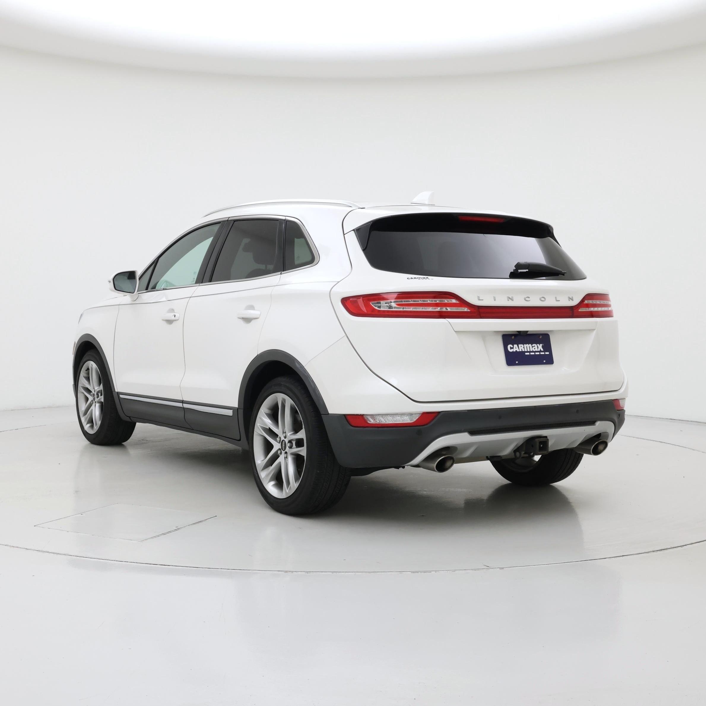 Thumbnail: 2015 Lincoln MKC - 2