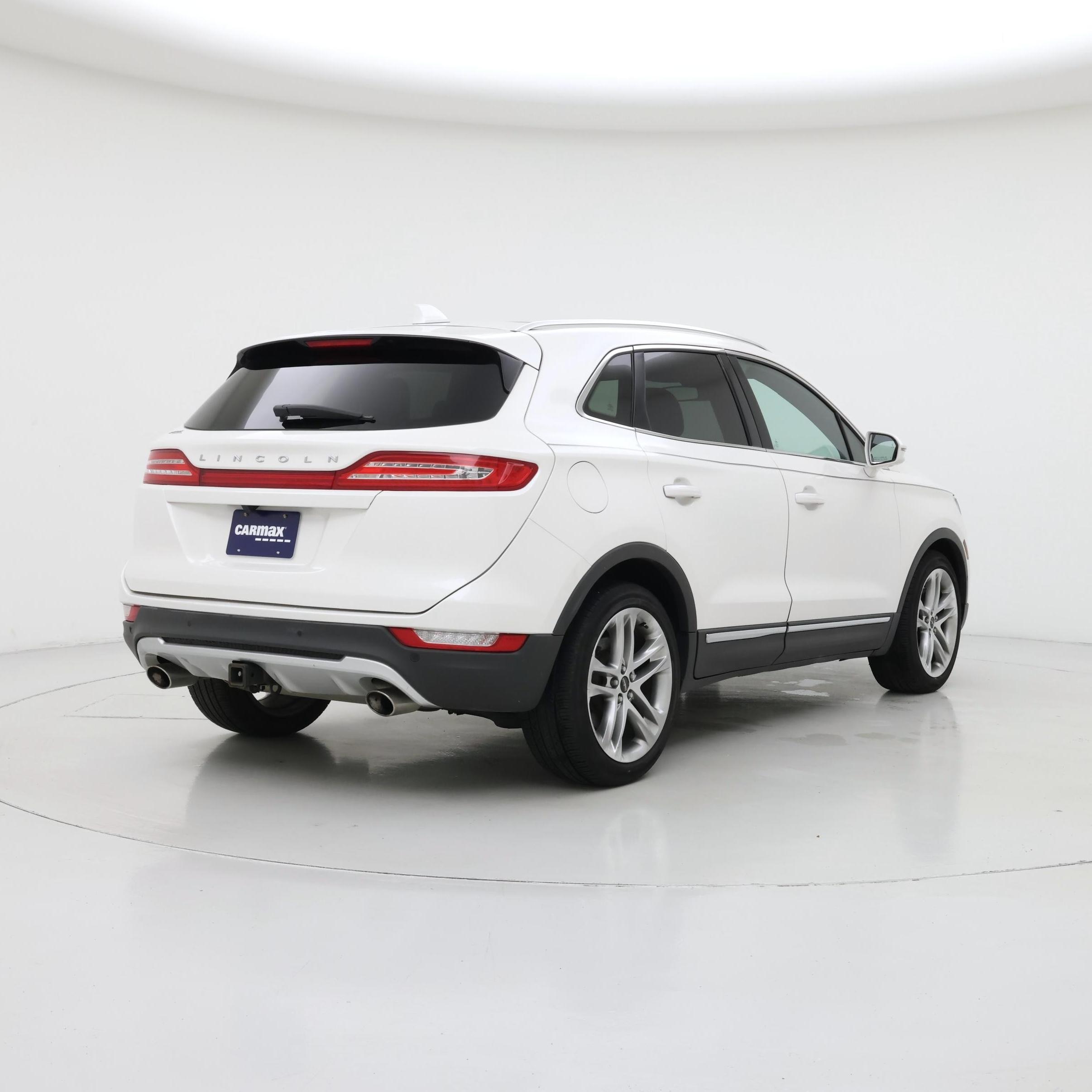 Thumbnail: 2015 Lincoln MKC - 8