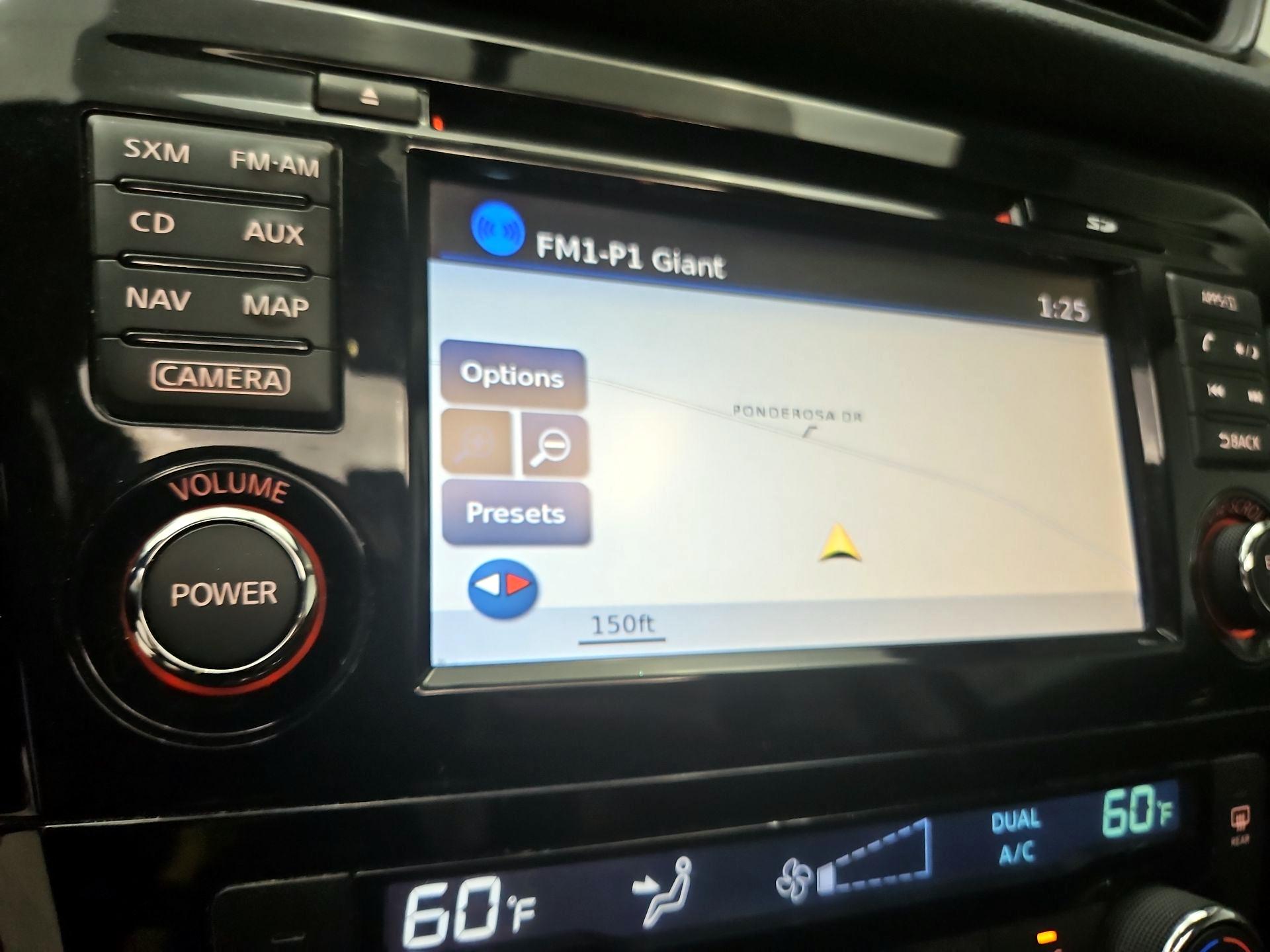 Thumbnail: 2017 Nissan Rogue - 14