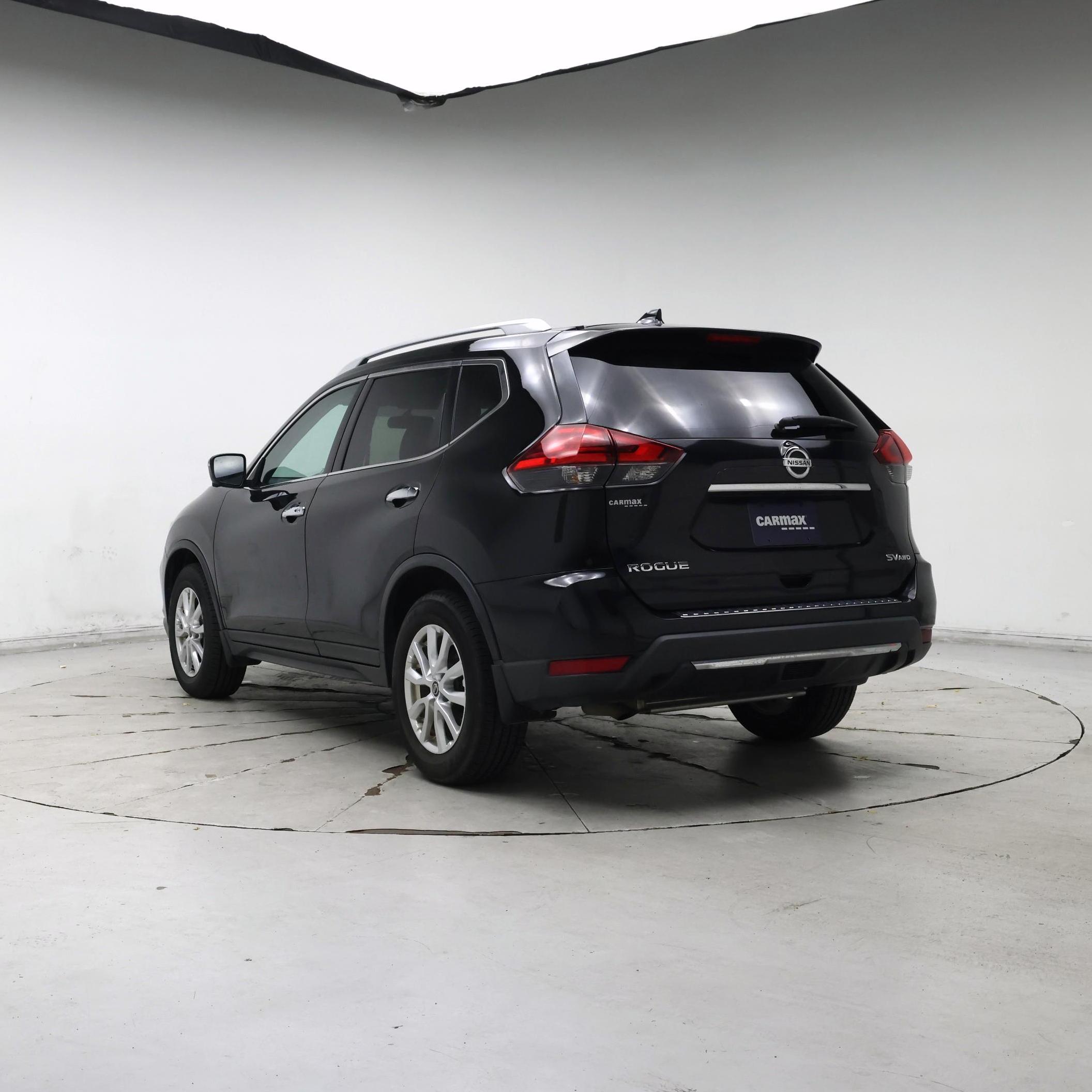 Thumbnail: 2017 Nissan Rogue - 2