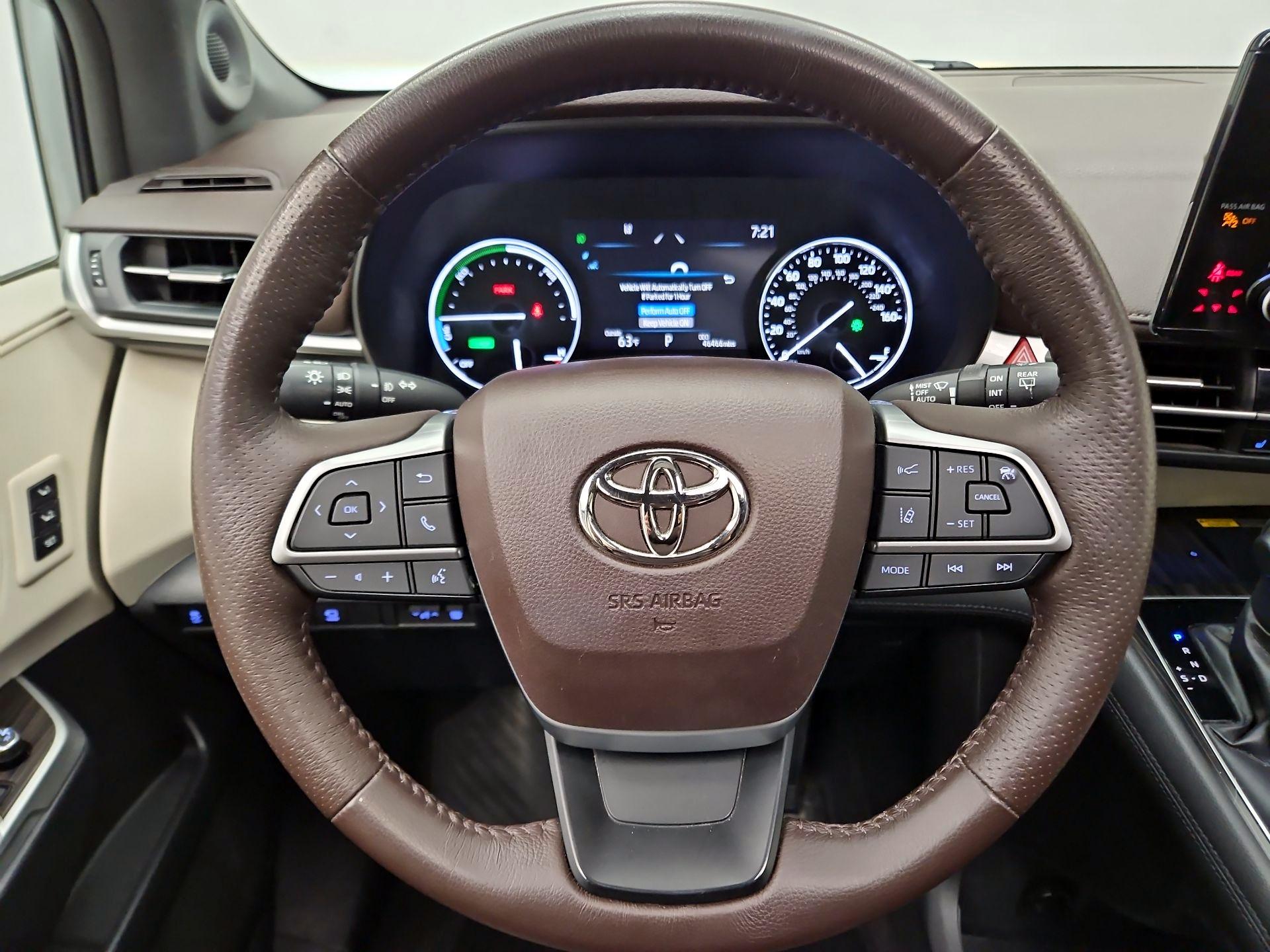 Thumbnail: 2021 Toyota Sienna - 10