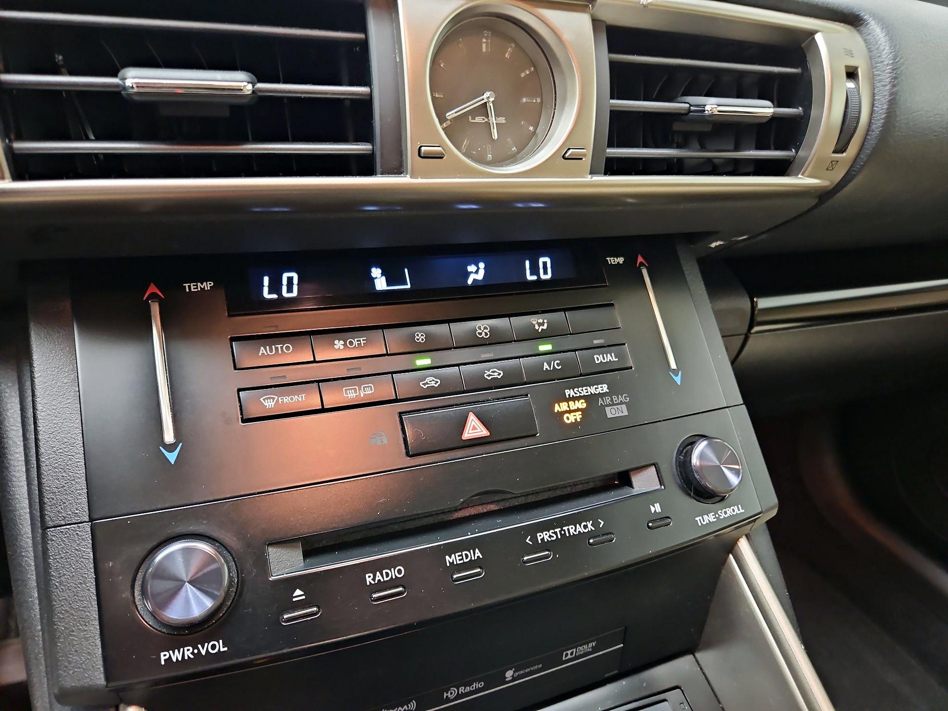 Thumbnail: 2014 Lexus IS - 17