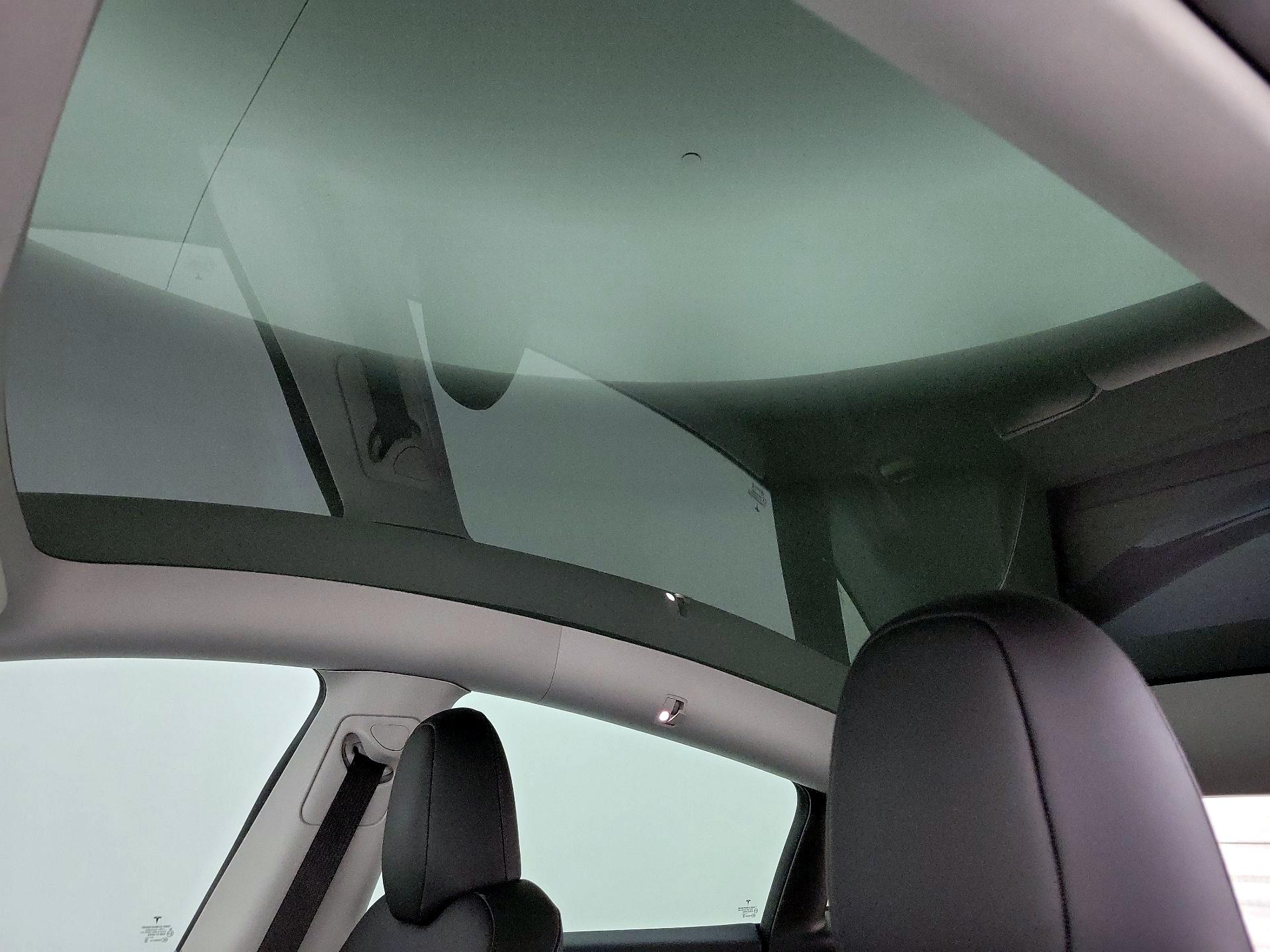 Thumbnail: 2023 Tesla Model Y - 17