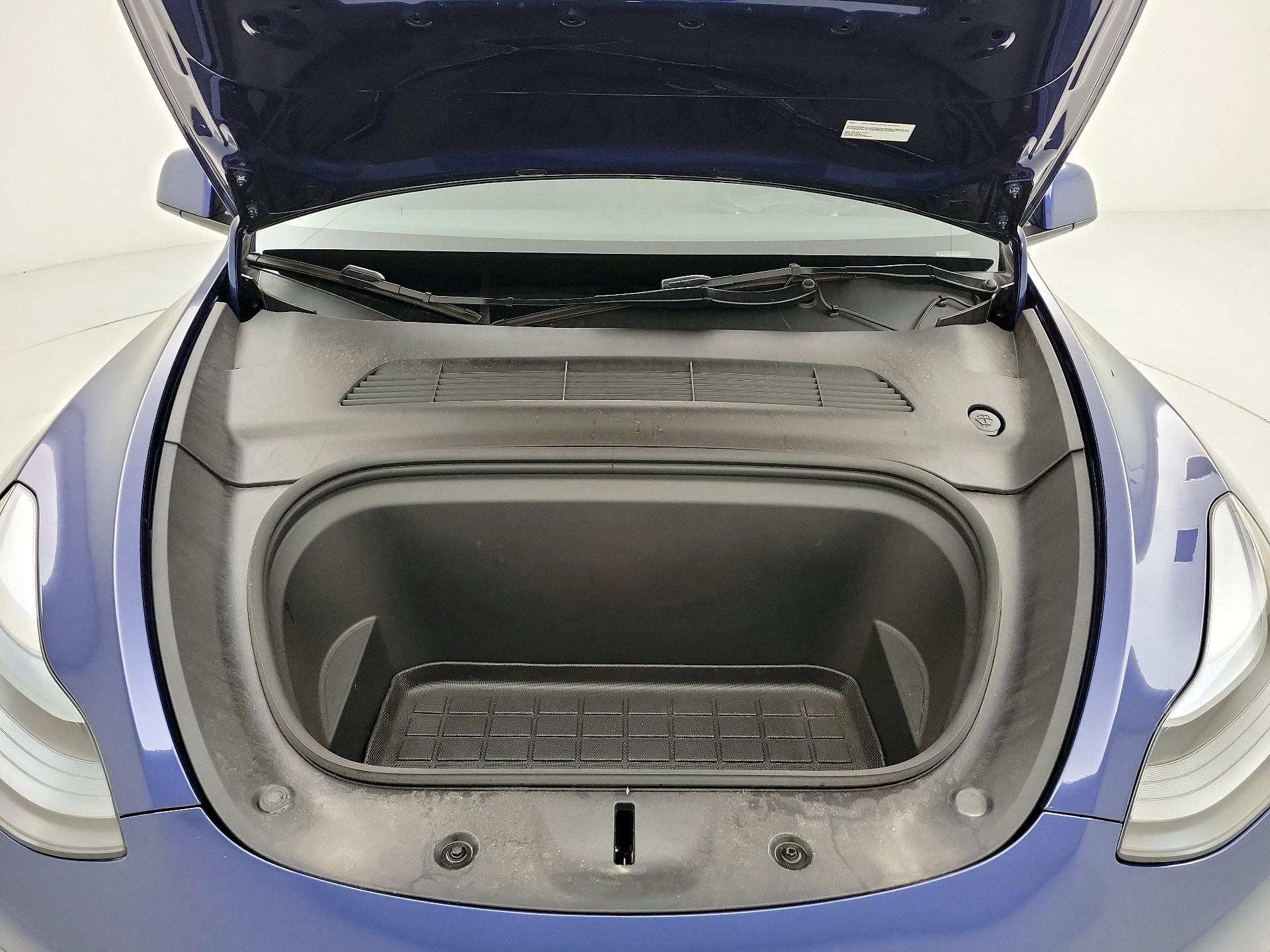 Thumbnail: 2023 Tesla Model Y - 20