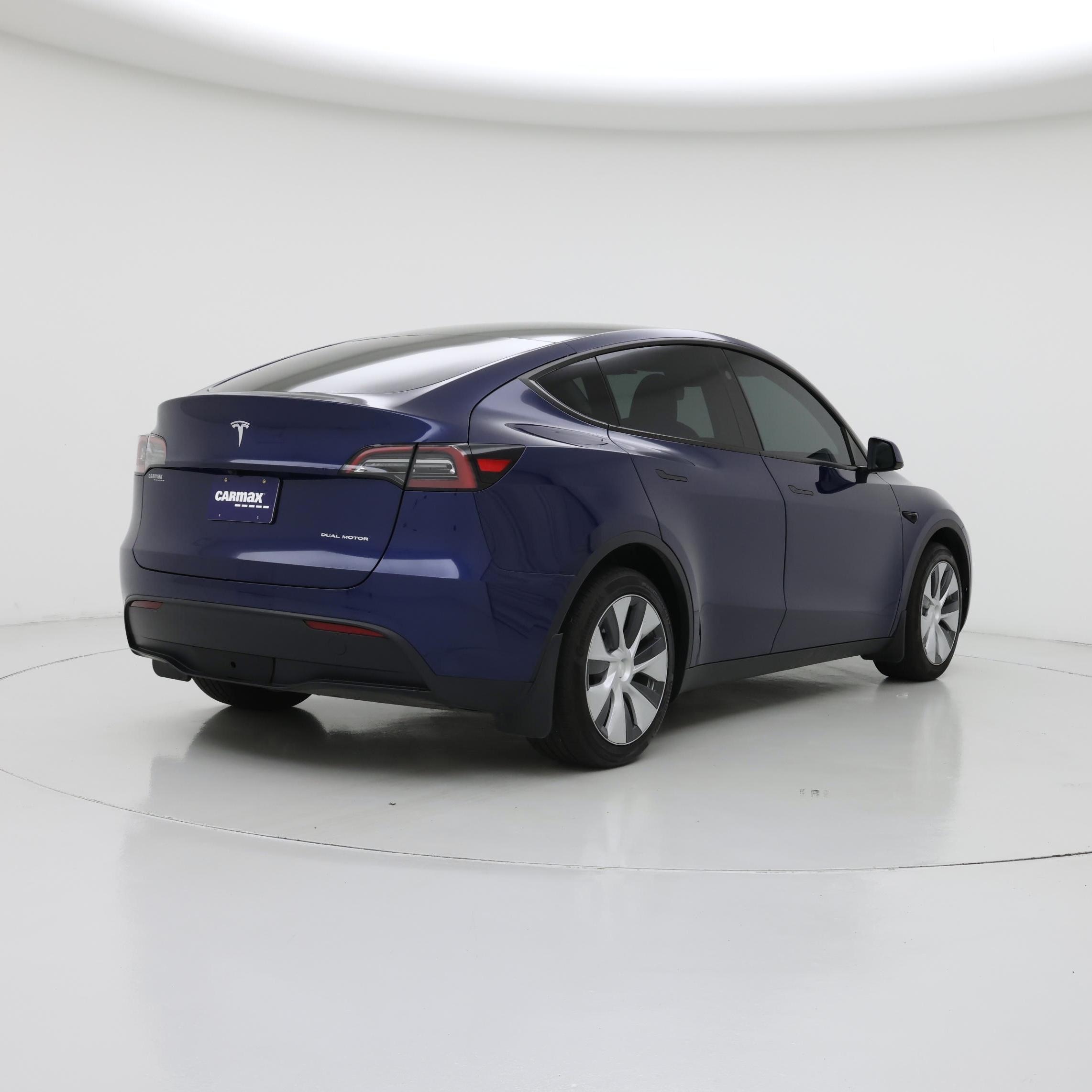 Thumbnail: 2023 Tesla Model Y - 8