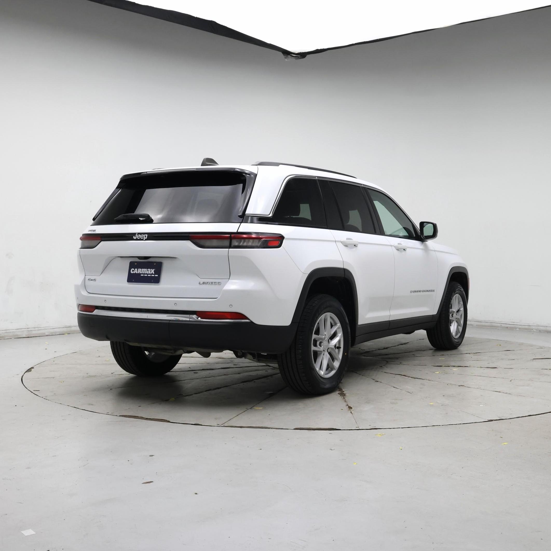Thumbnail: 2024 Jeep Grand Cherokee - 8