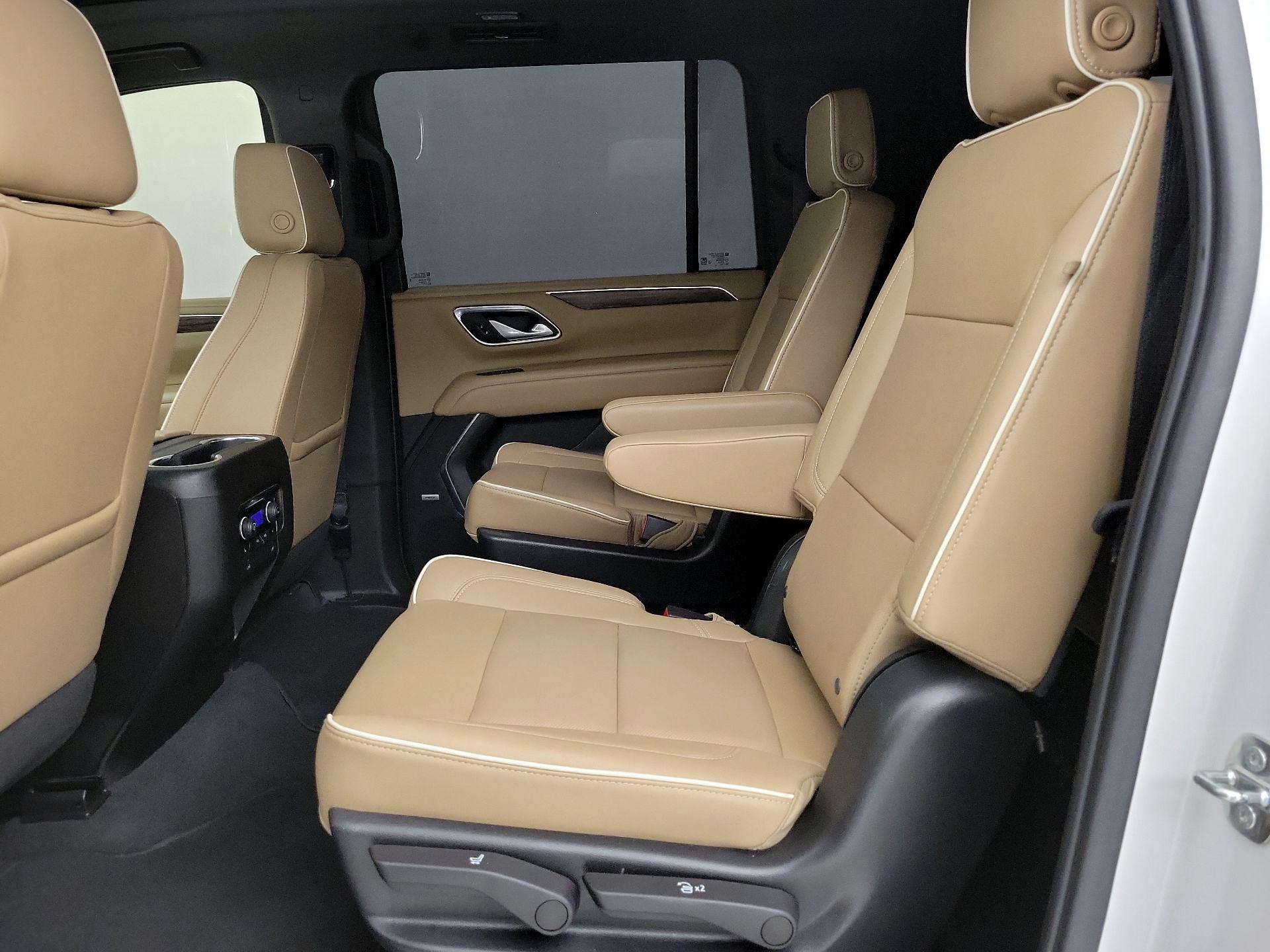 Thumbnail: 2022 Chevrolet Suburban - 20