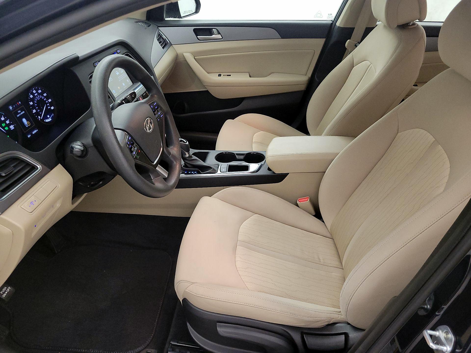 Thumbnail: 2017 Hyundai Sonata - 11