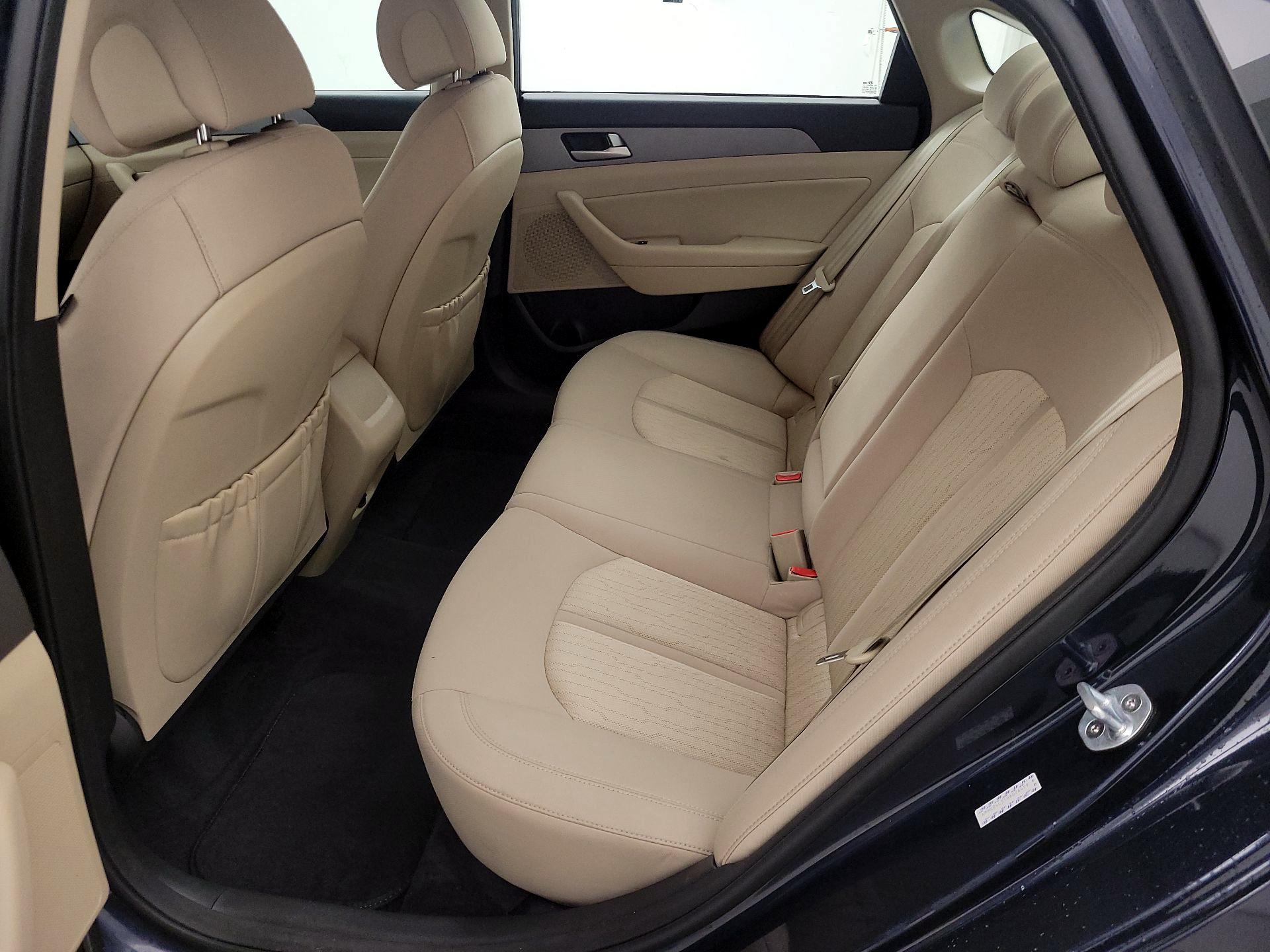 Thumbnail: 2017 Hyundai Sonata - 19