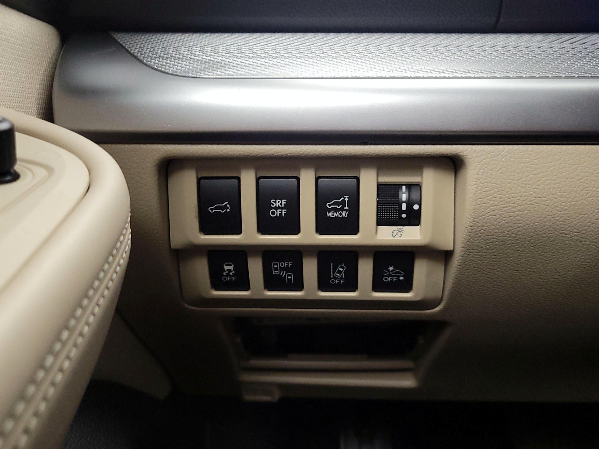 Thumbnail: 2016 Subaru Outback - 13