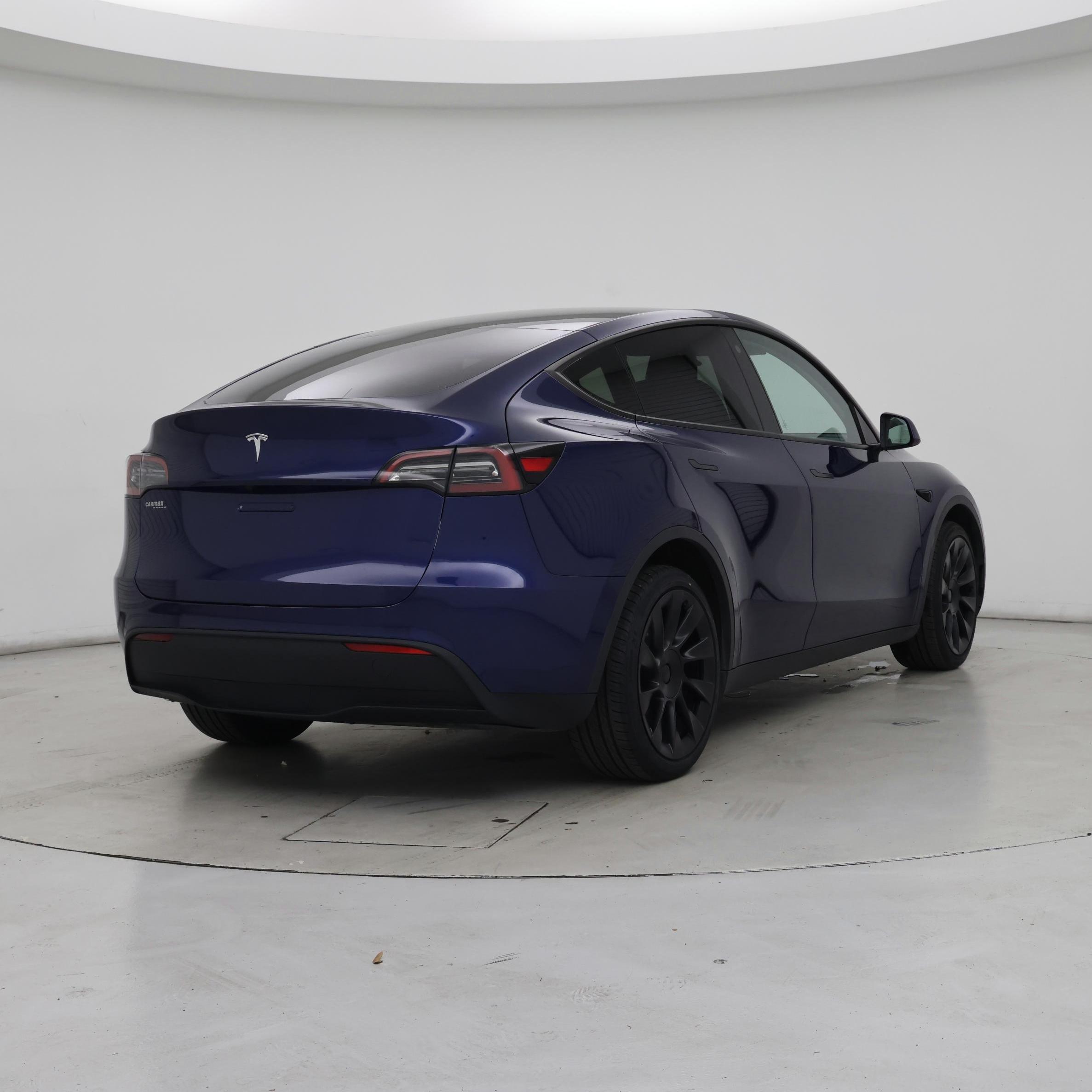 Thumbnail: 2023 Tesla Model Y - 8