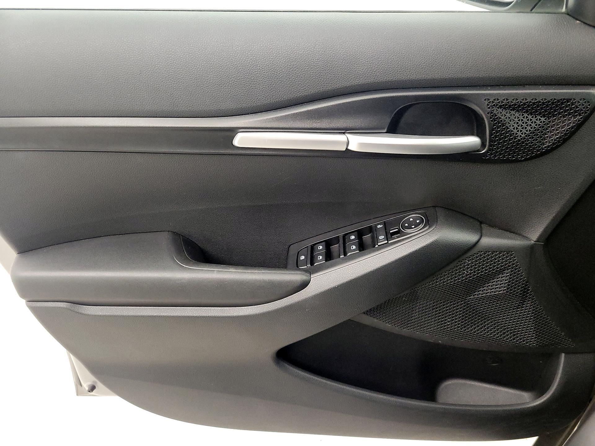 Thumbnail: 2021 Kia Seltos - 12