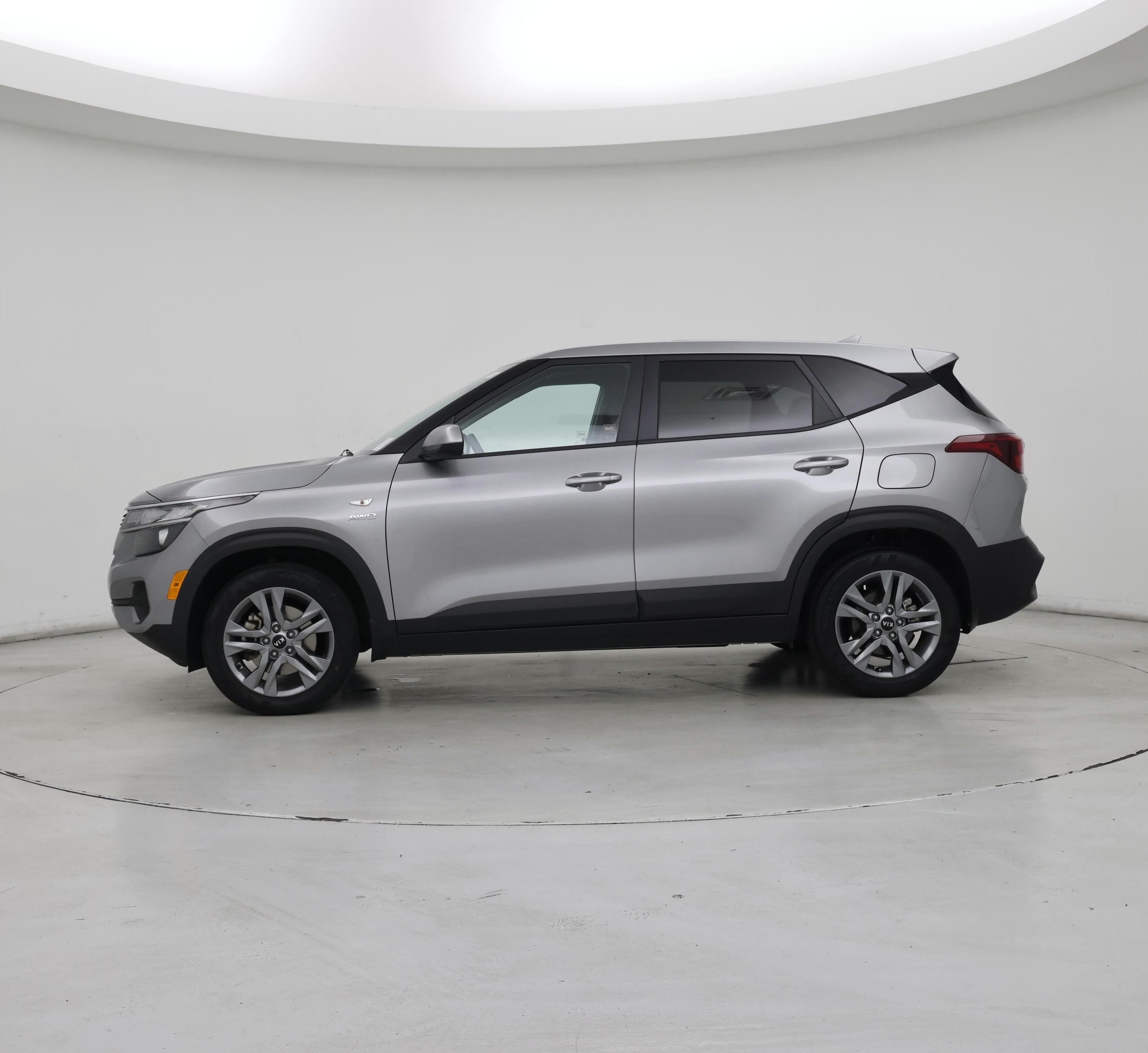 Thumbnail: 2021 Kia Seltos - 3