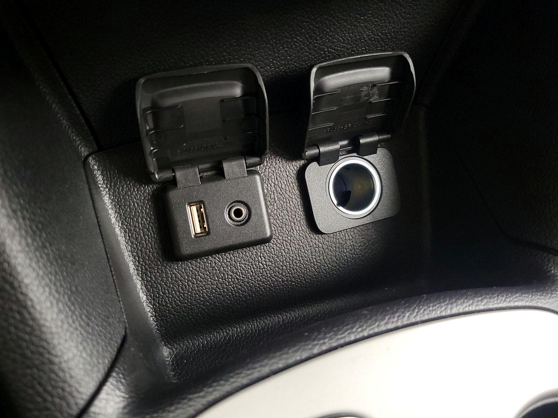 Thumbnail: 2017 Chevrolet Cruze - 18