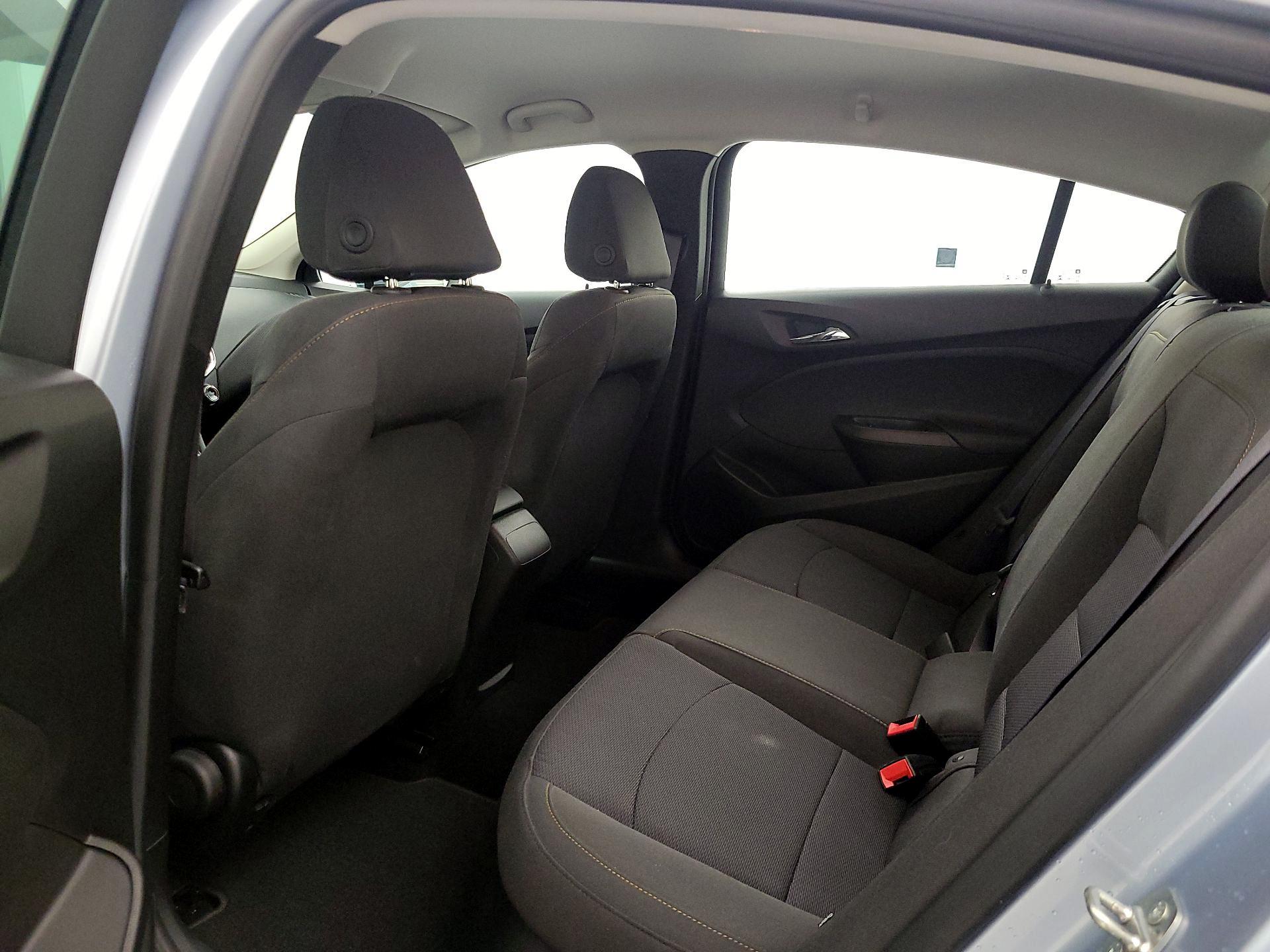 Thumbnail: 2017 Chevrolet Cruze - 19