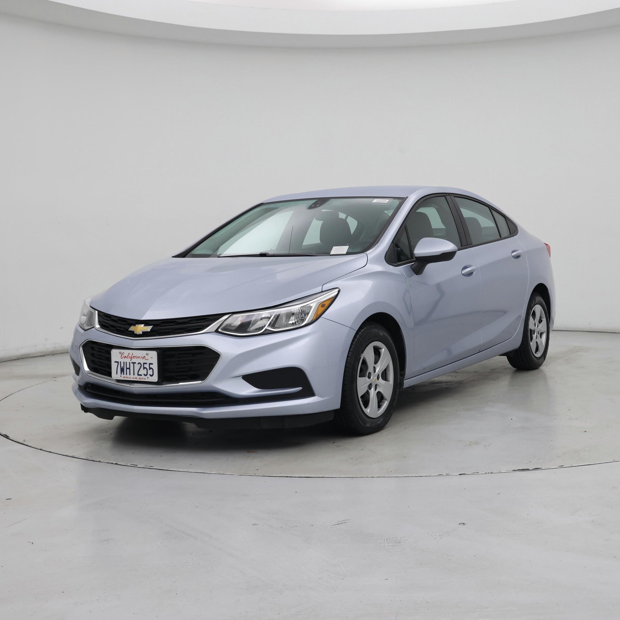 Thumbnail: 2017 Chevrolet Cruze - 4