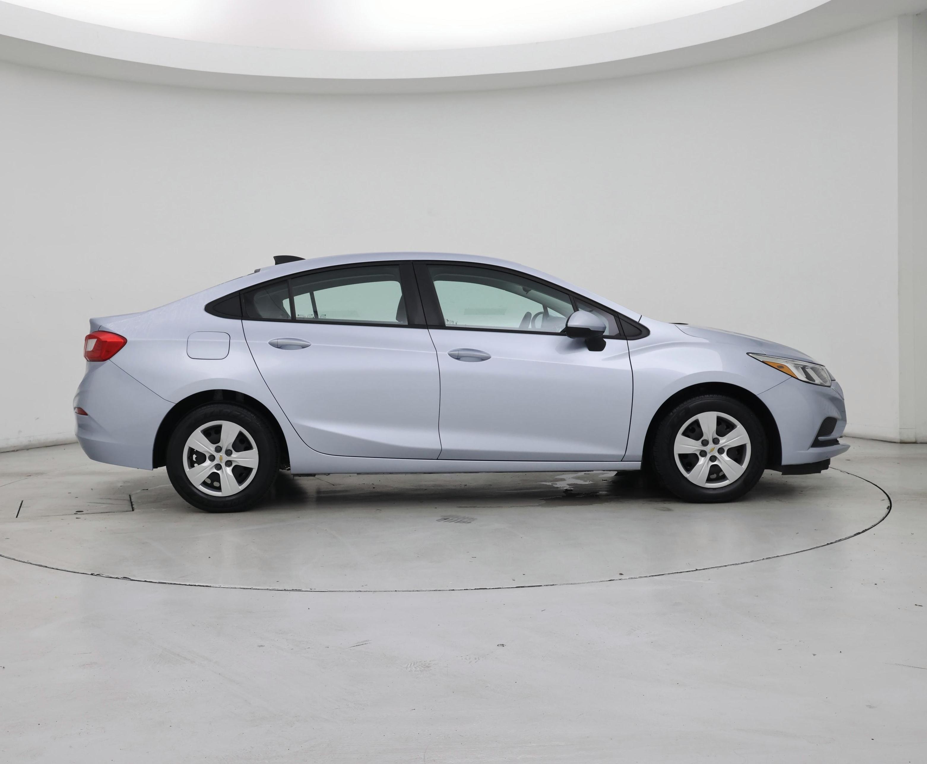 Thumbnail: 2017 Chevrolet Cruze - 7