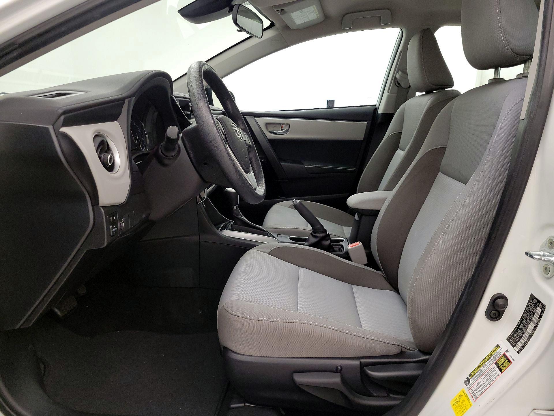 Thumbnail: 2017 Toyota Corolla - 11