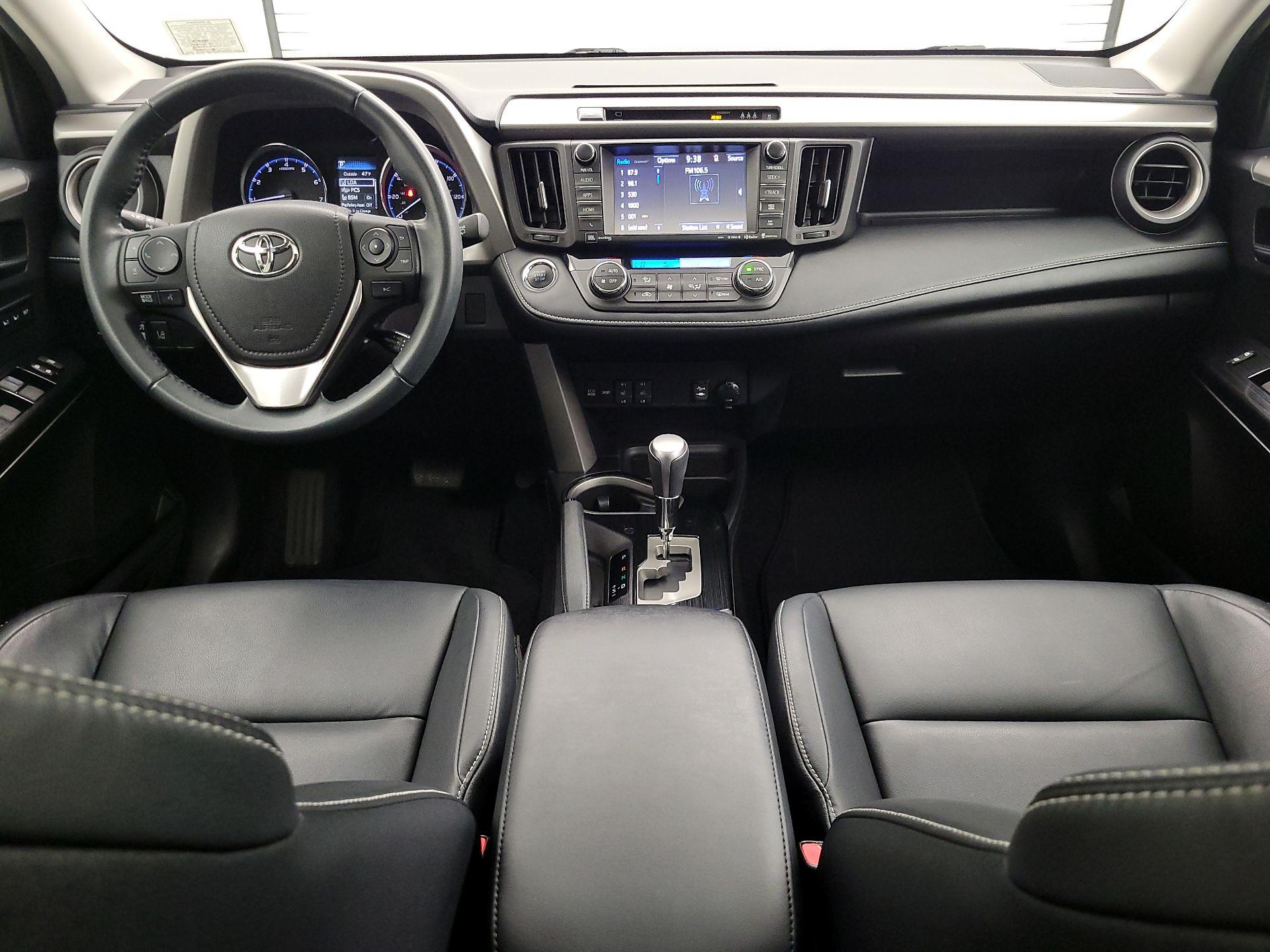 Thumbnail: 2017 Toyota RAV4 - 9