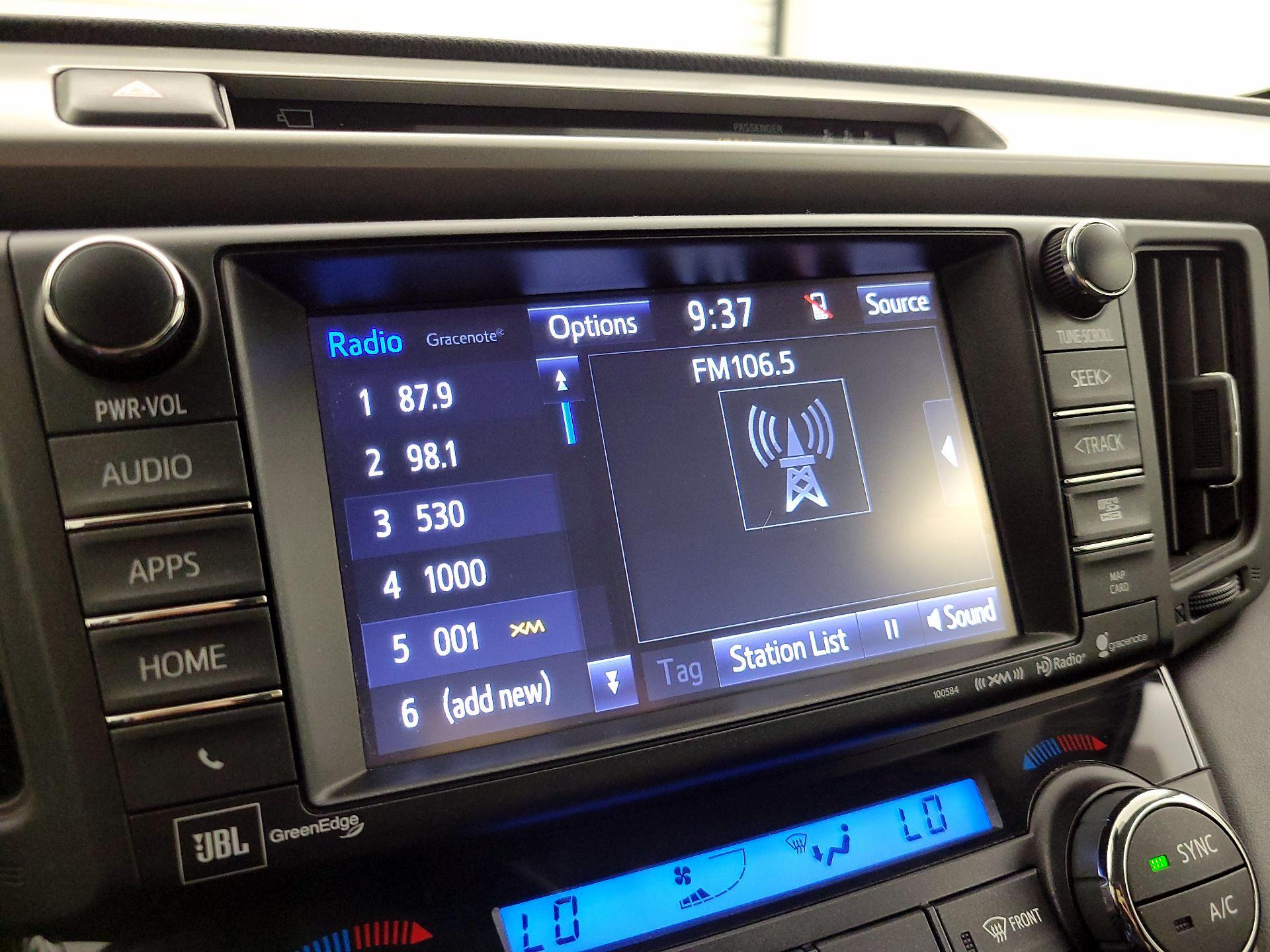 Thumbnail: 2017 Toyota RAV4 - 15