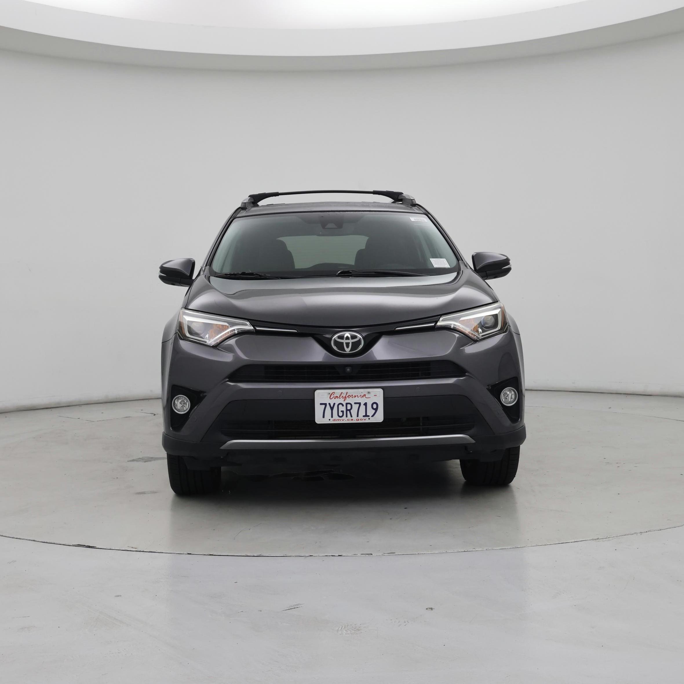 Thumbnail: 2017 Toyota RAV4 - 5