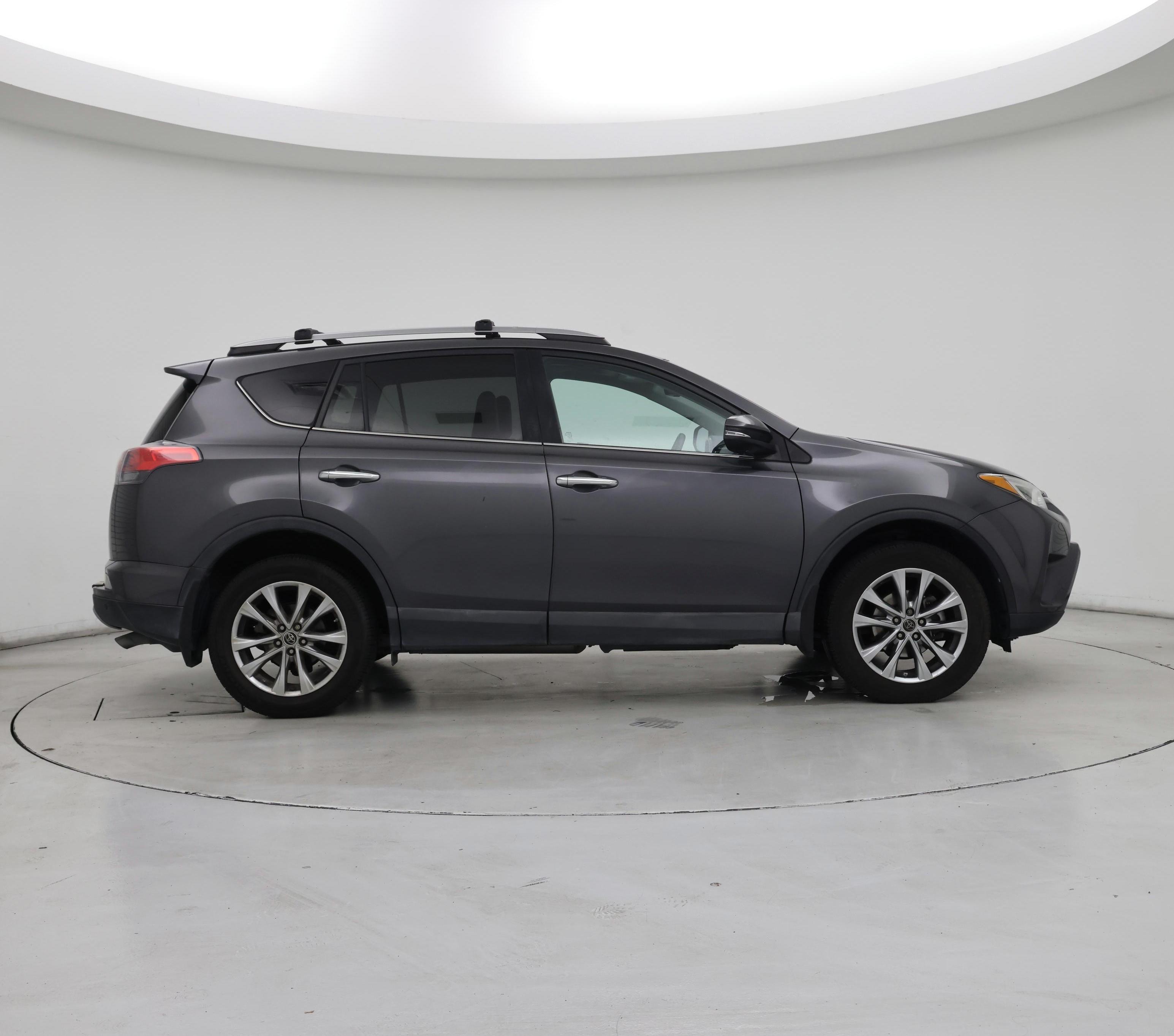 Thumbnail: 2017 Toyota RAV4 - 7