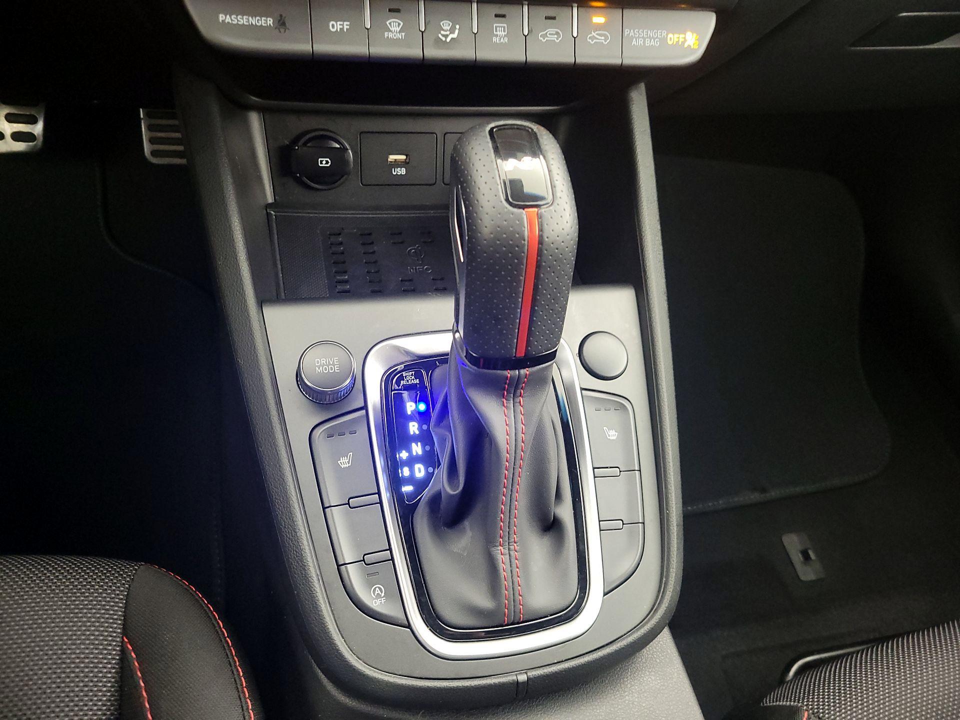 Thumbnail: 2022 Hyundai Kona - 17