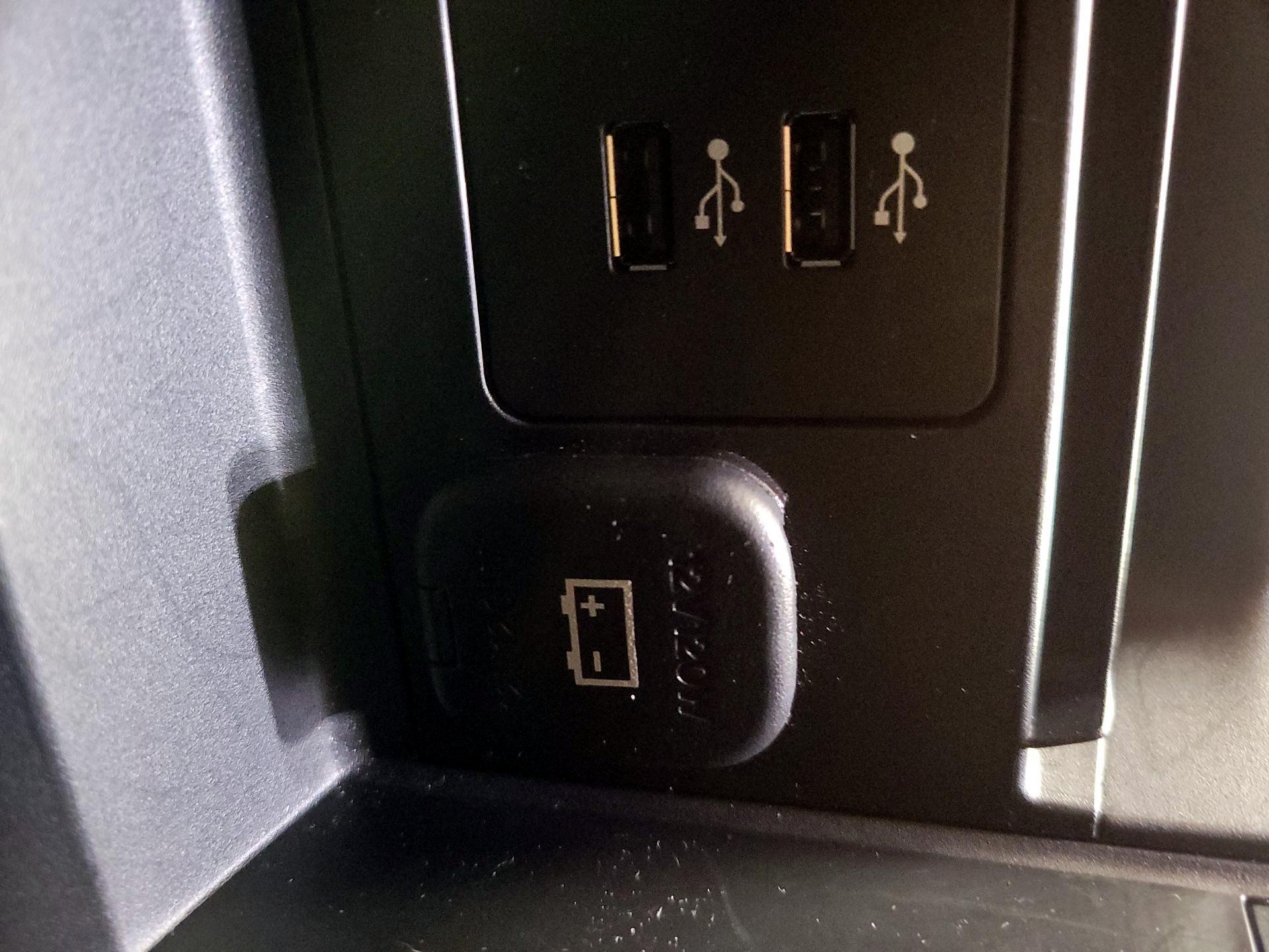 Thumbnail: 2023 Mazda CX-30 - 18