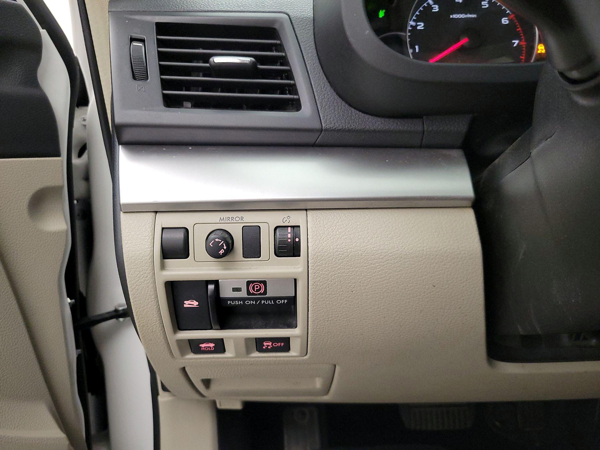 Thumbnail: 2014 Subaru Legacy - 13