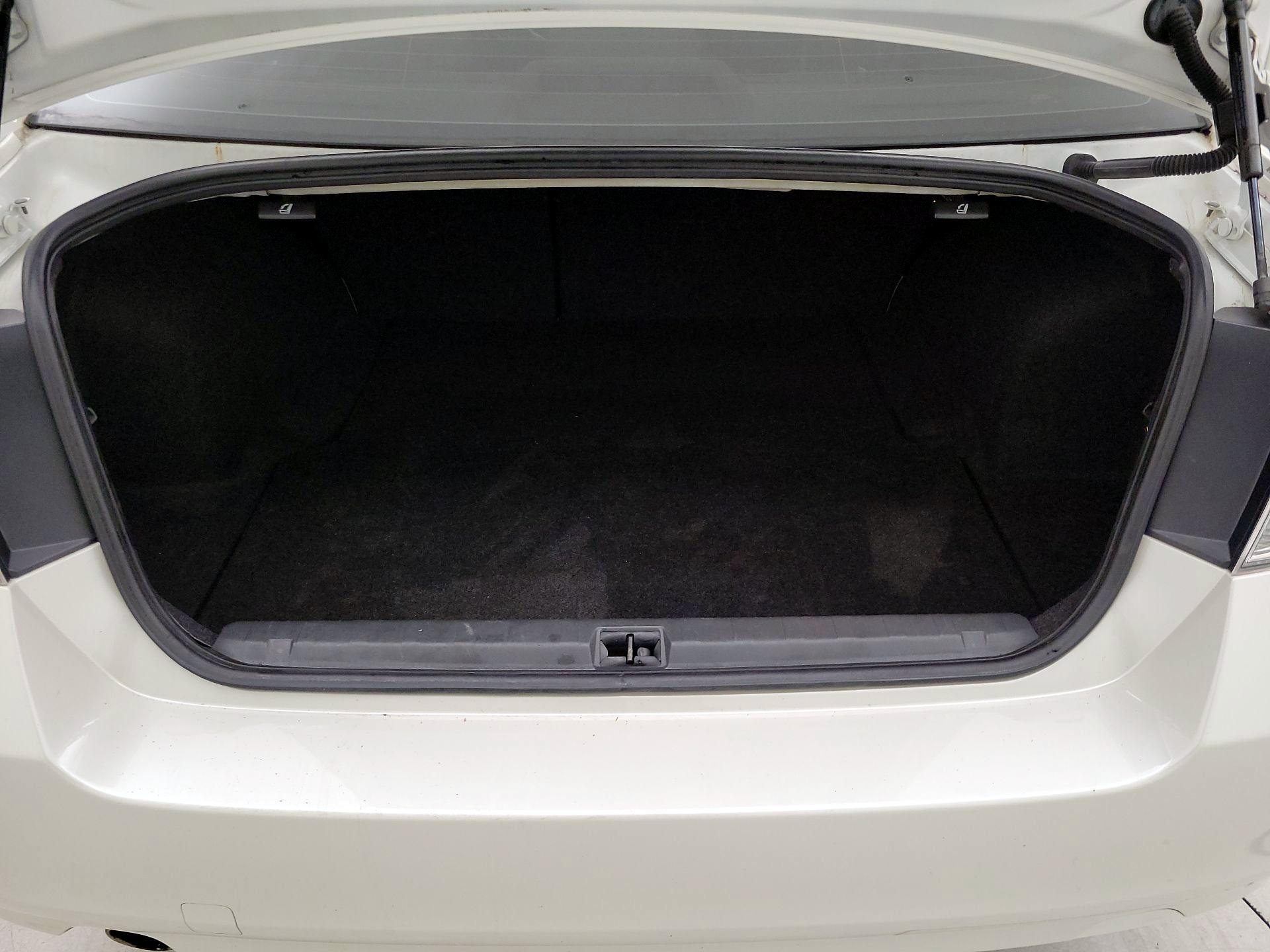 Thumbnail: 2014 Subaru Legacy - 19