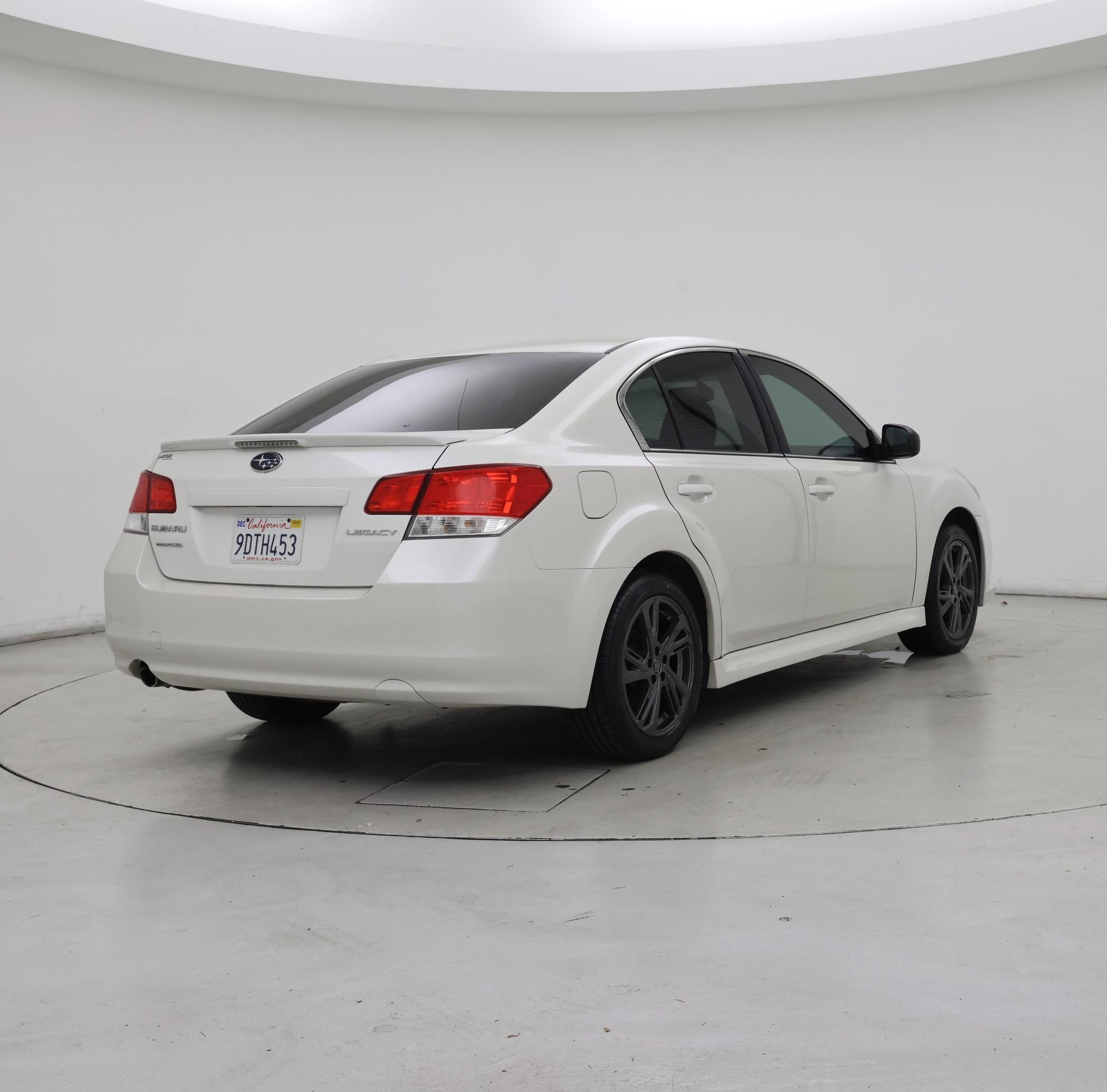 Thumbnail: 2014 Subaru Legacy - 8