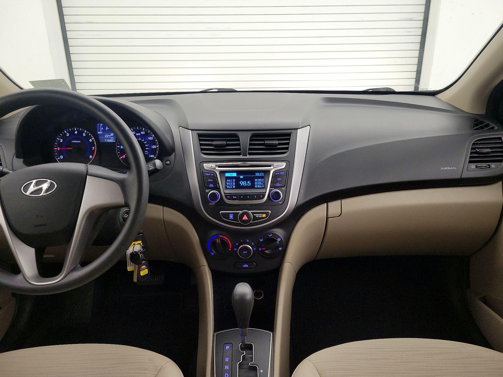 Thumbnail: 2016 Hyundai Accent - 9