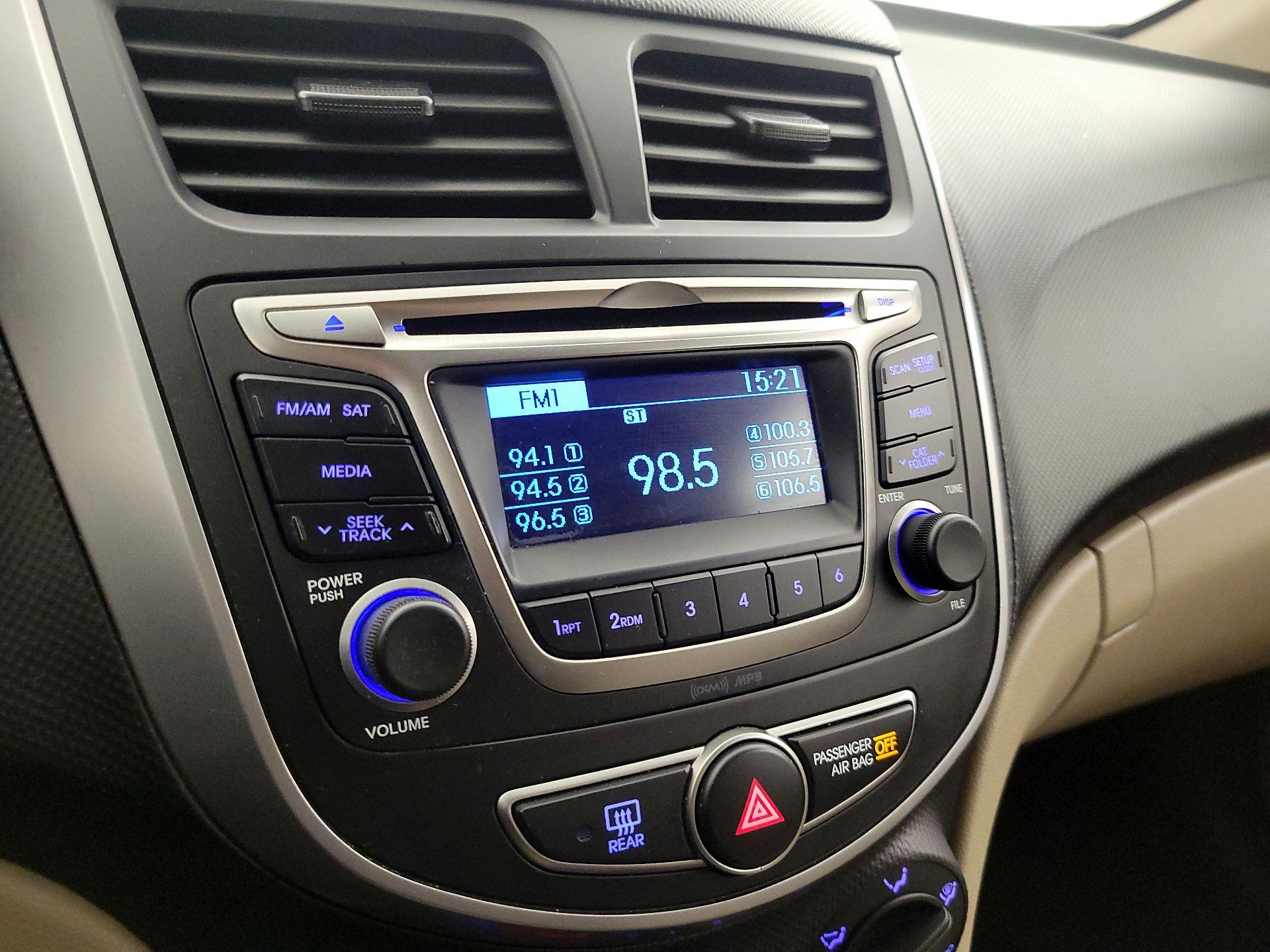 Thumbnail: 2016 Hyundai Accent - 14