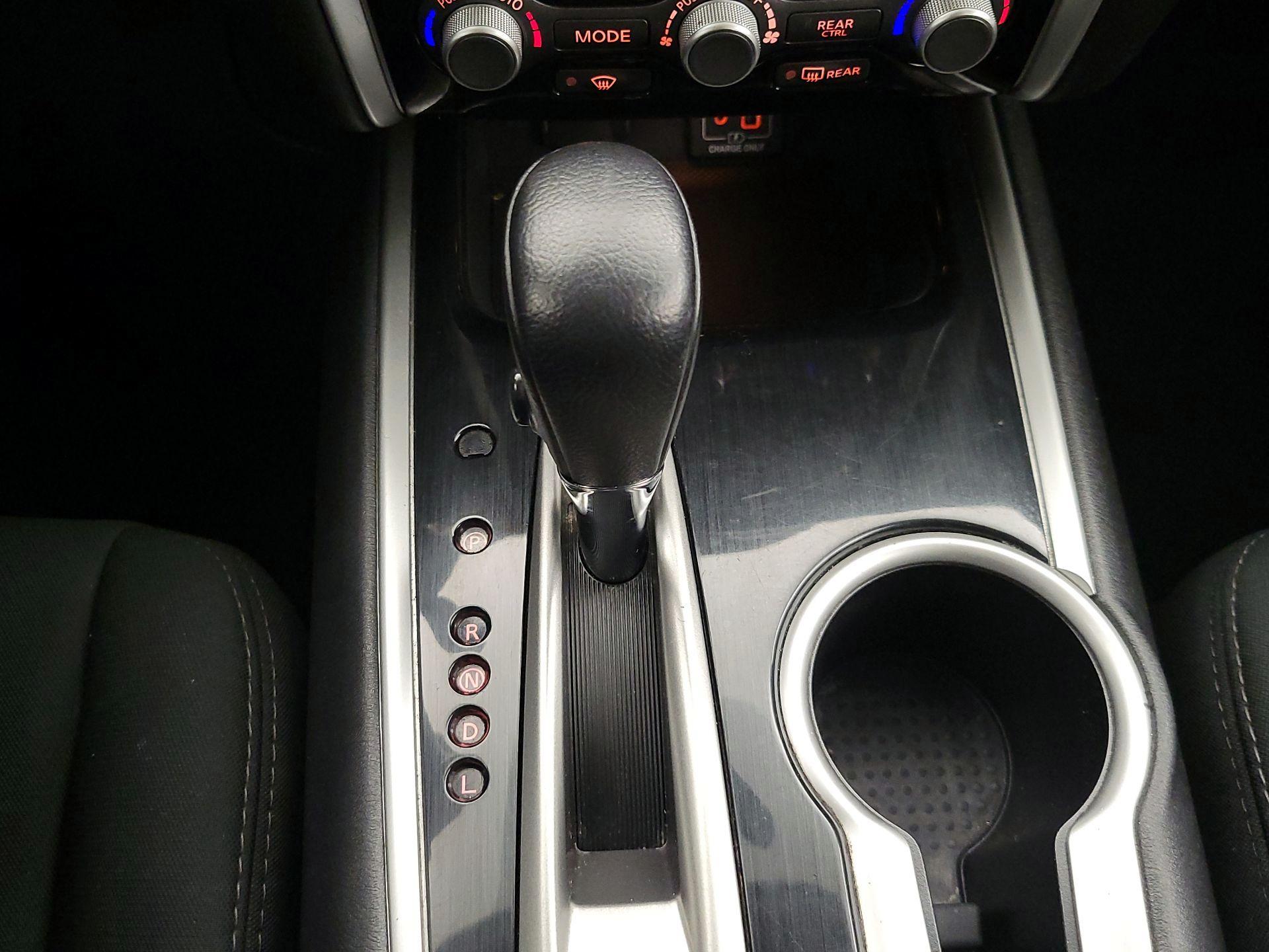 Thumbnail: 2019 Nissan Pathfinder - 17