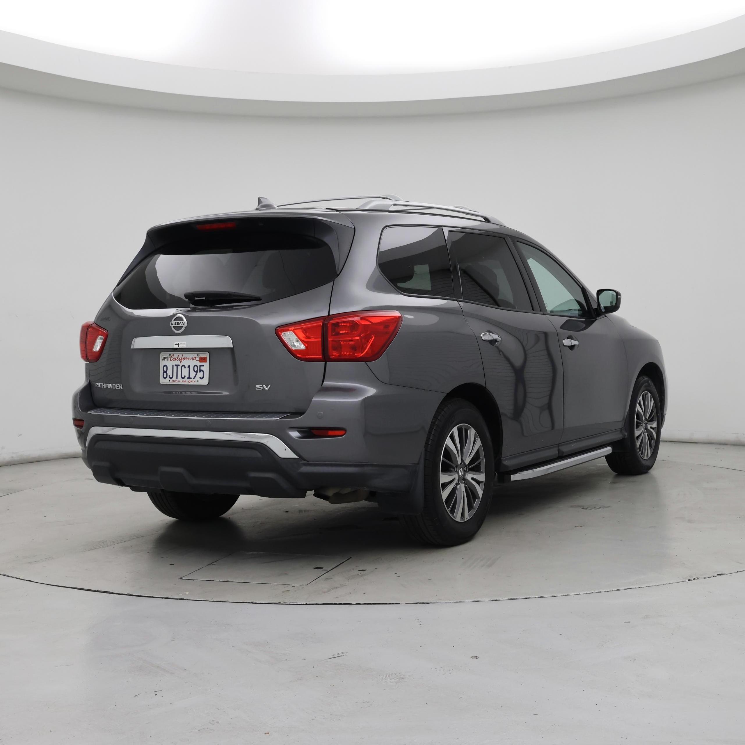 Thumbnail: 2019 Nissan Pathfinder - 8