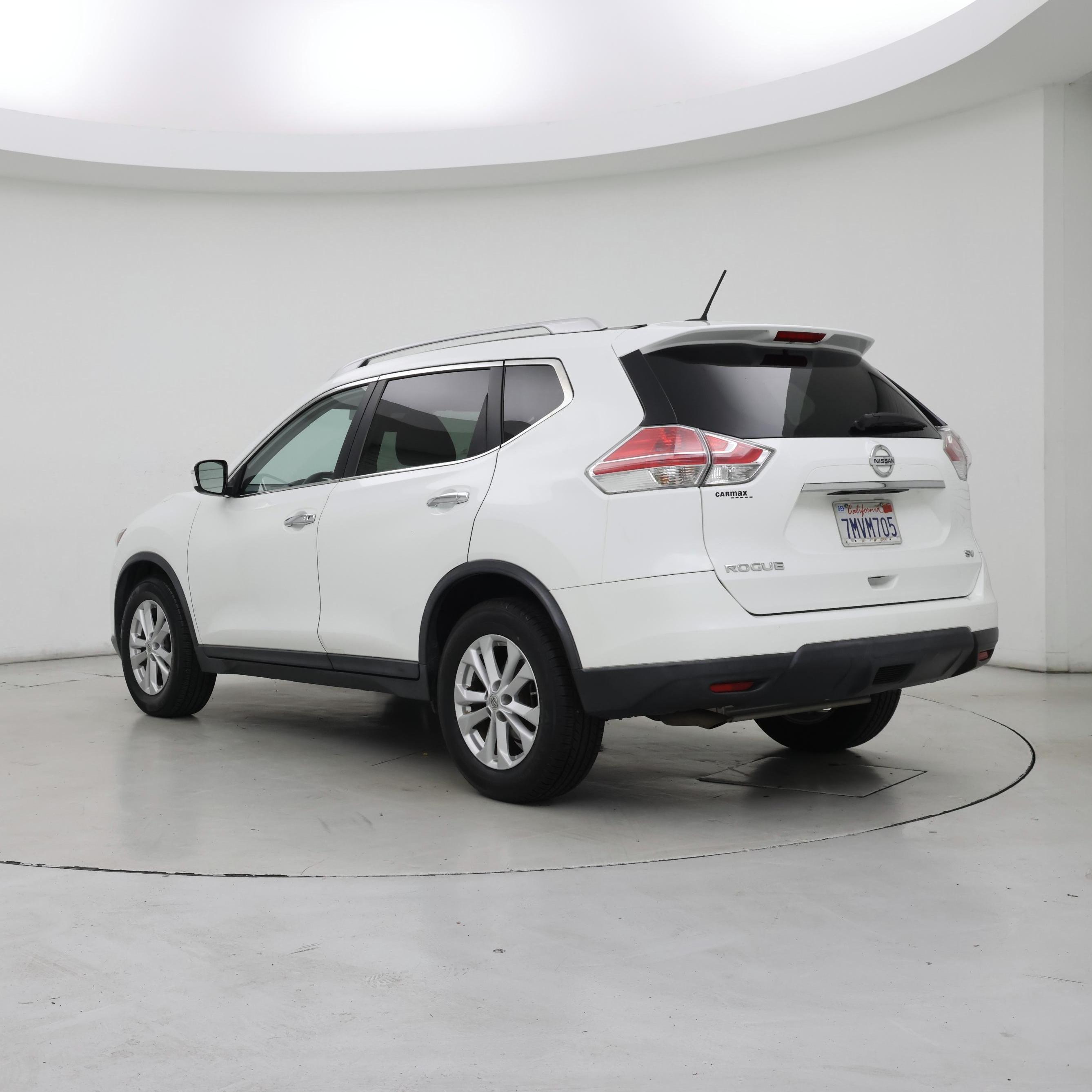 Thumbnail: 2015 Nissan Rogue - 2