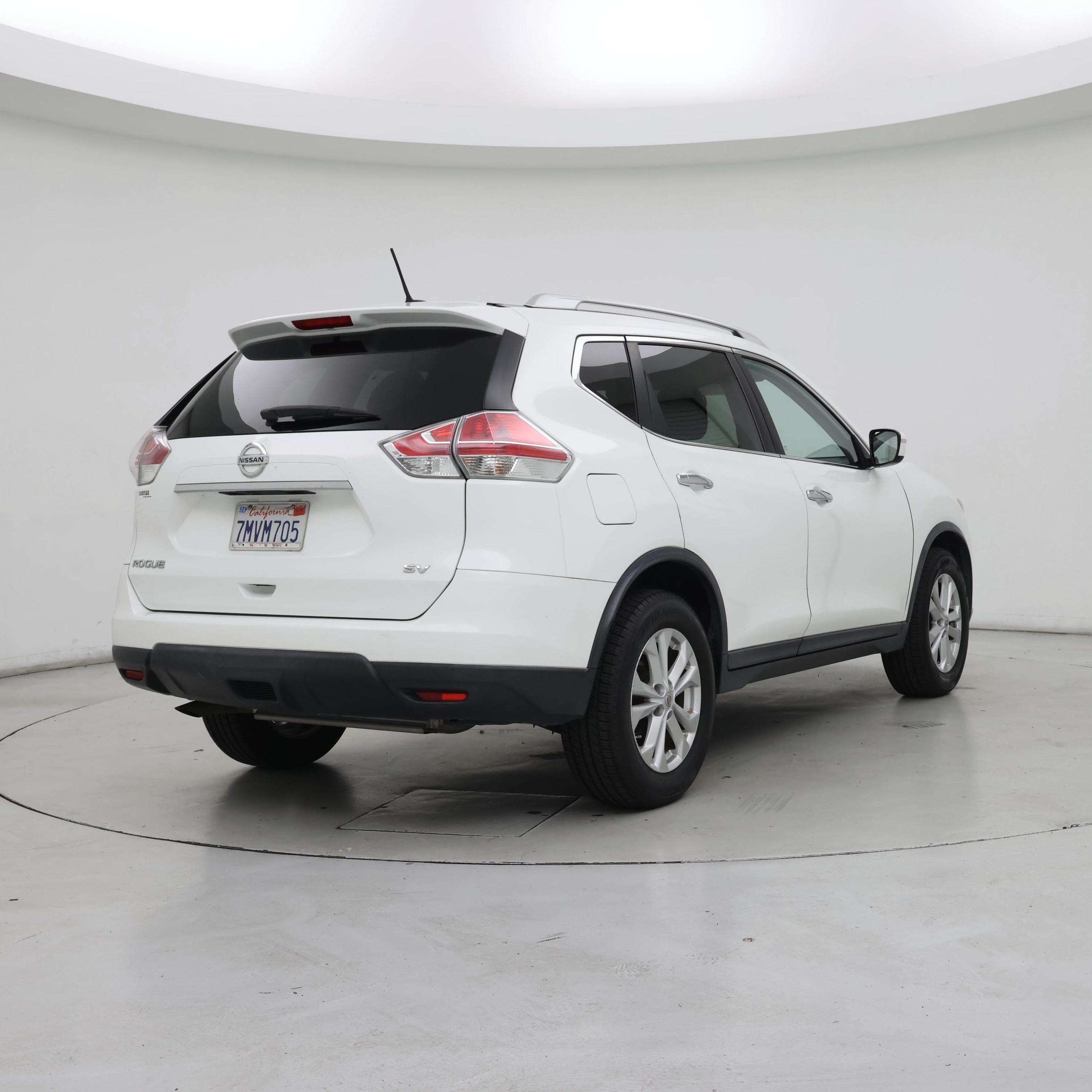 Thumbnail: 2015 Nissan Rogue - 8