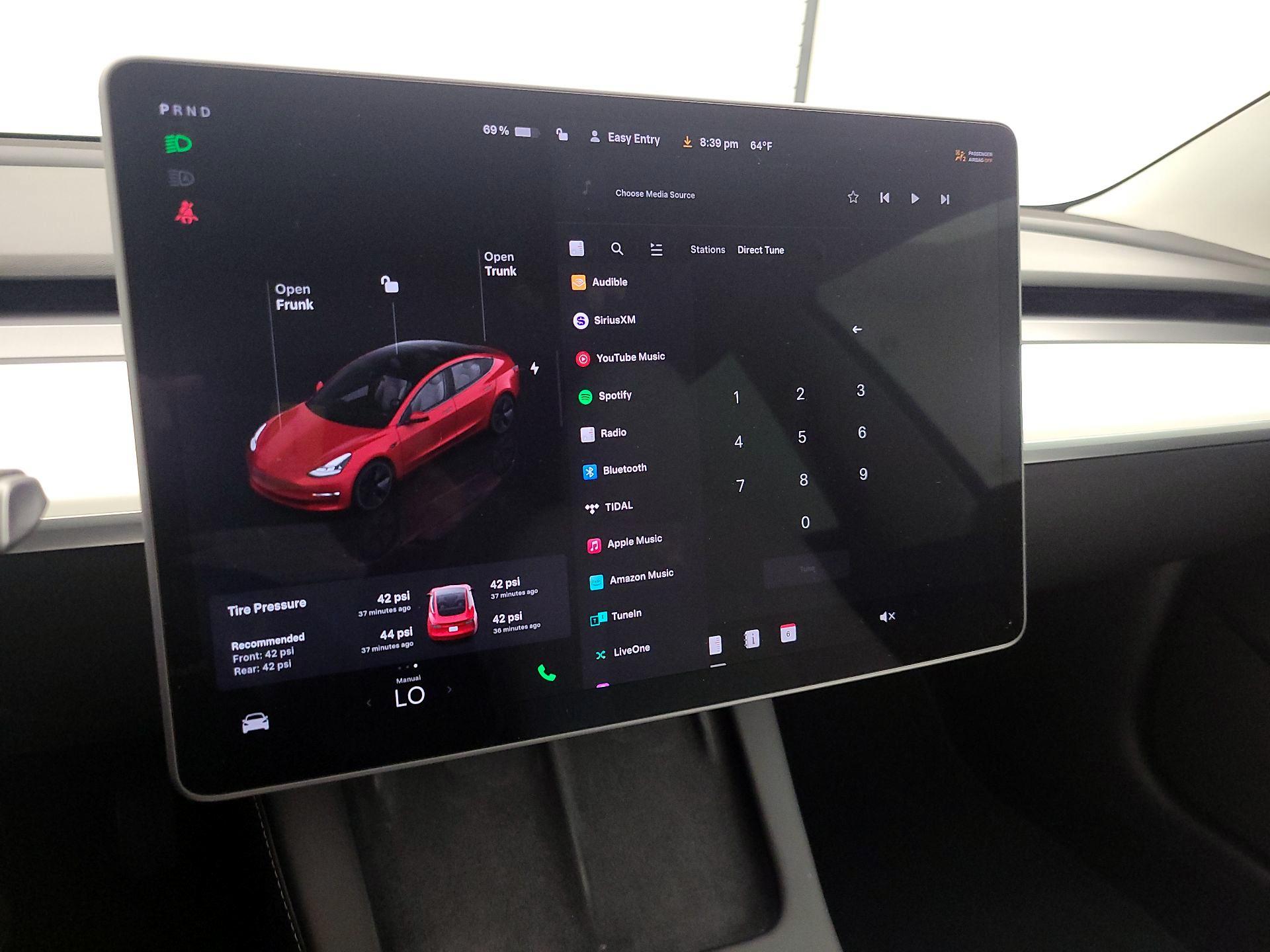 Thumbnail: 2023 Tesla Model 3 - 15