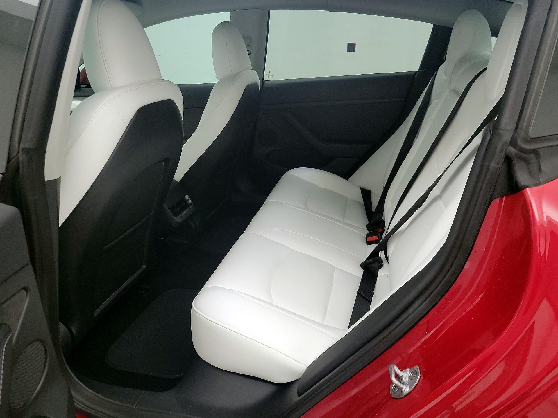 Thumbnail: 2023 Tesla Model 3 - 19