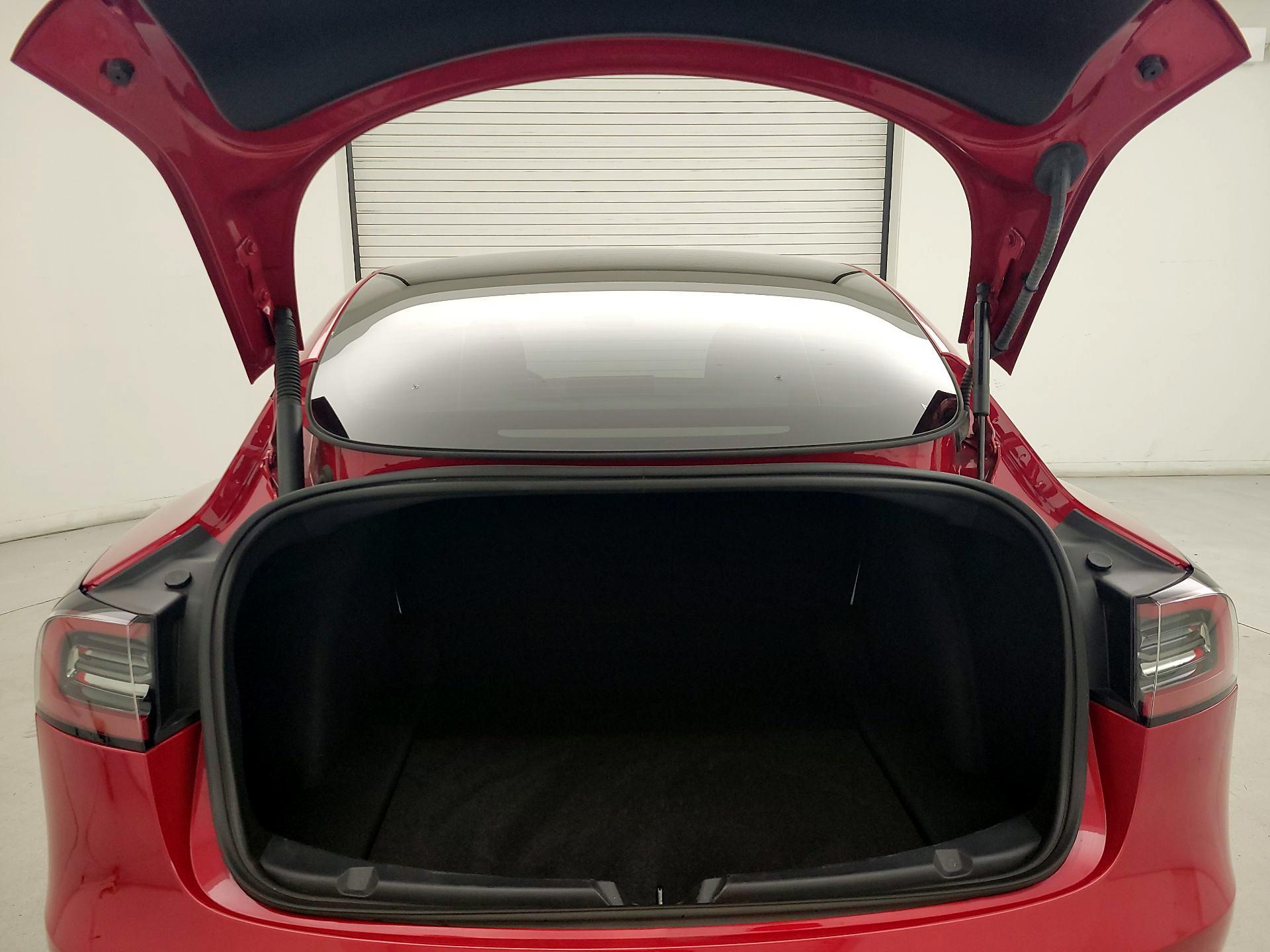 Thumbnail: 2023 Tesla Model 3 - 20