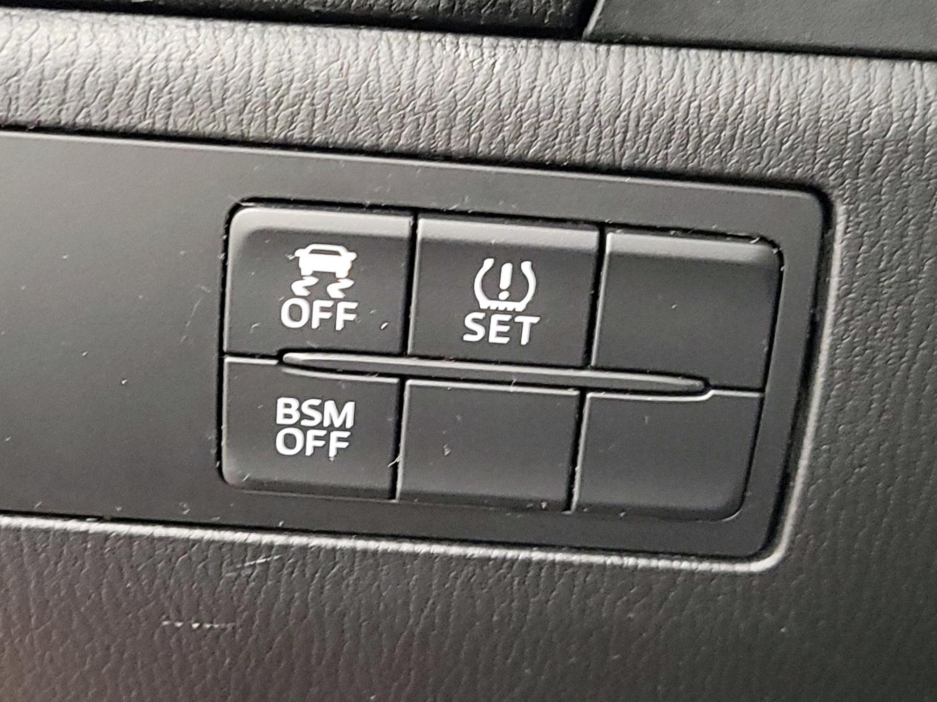 Thumbnail: 2015 Mazda Mazda3 - 13