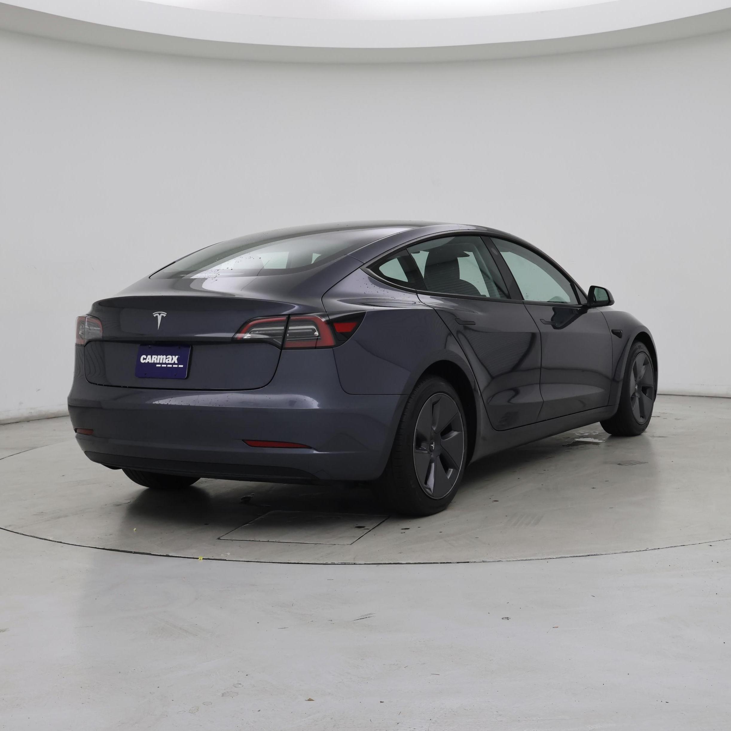 Thumbnail: 2023 Tesla Model 3 - 8