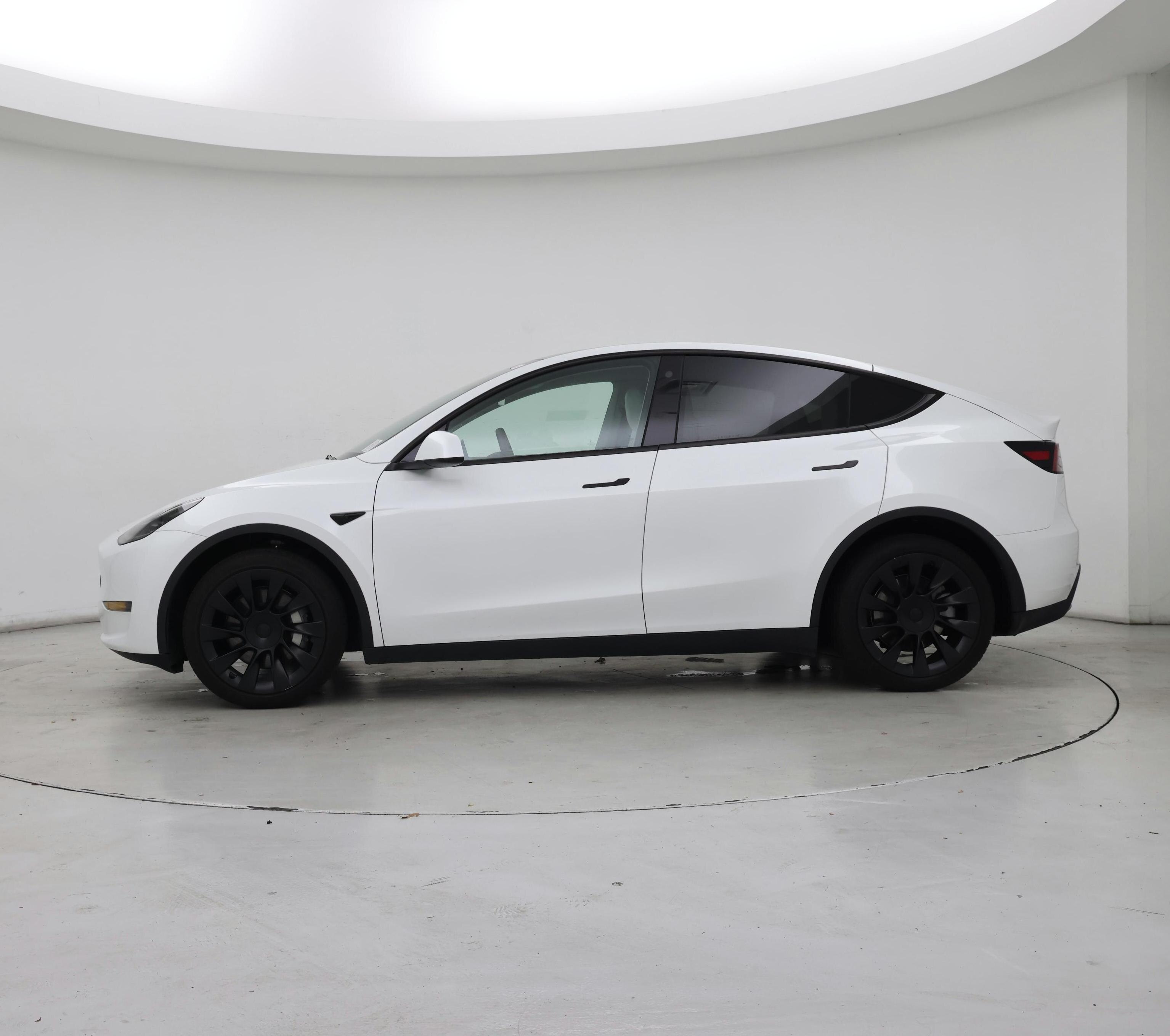 Thumbnail: 2023 Tesla Model Y - 3