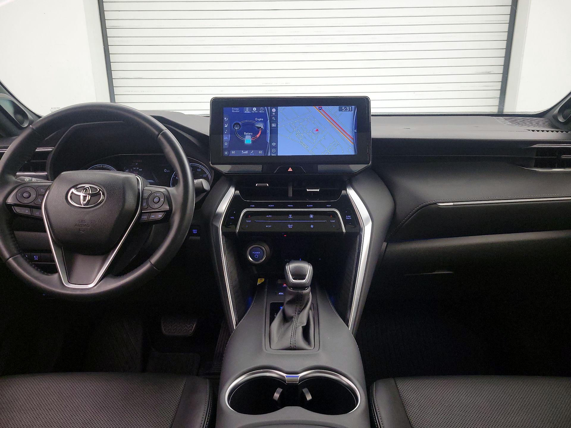 Thumbnail: 2021 Toyota Venza - 9