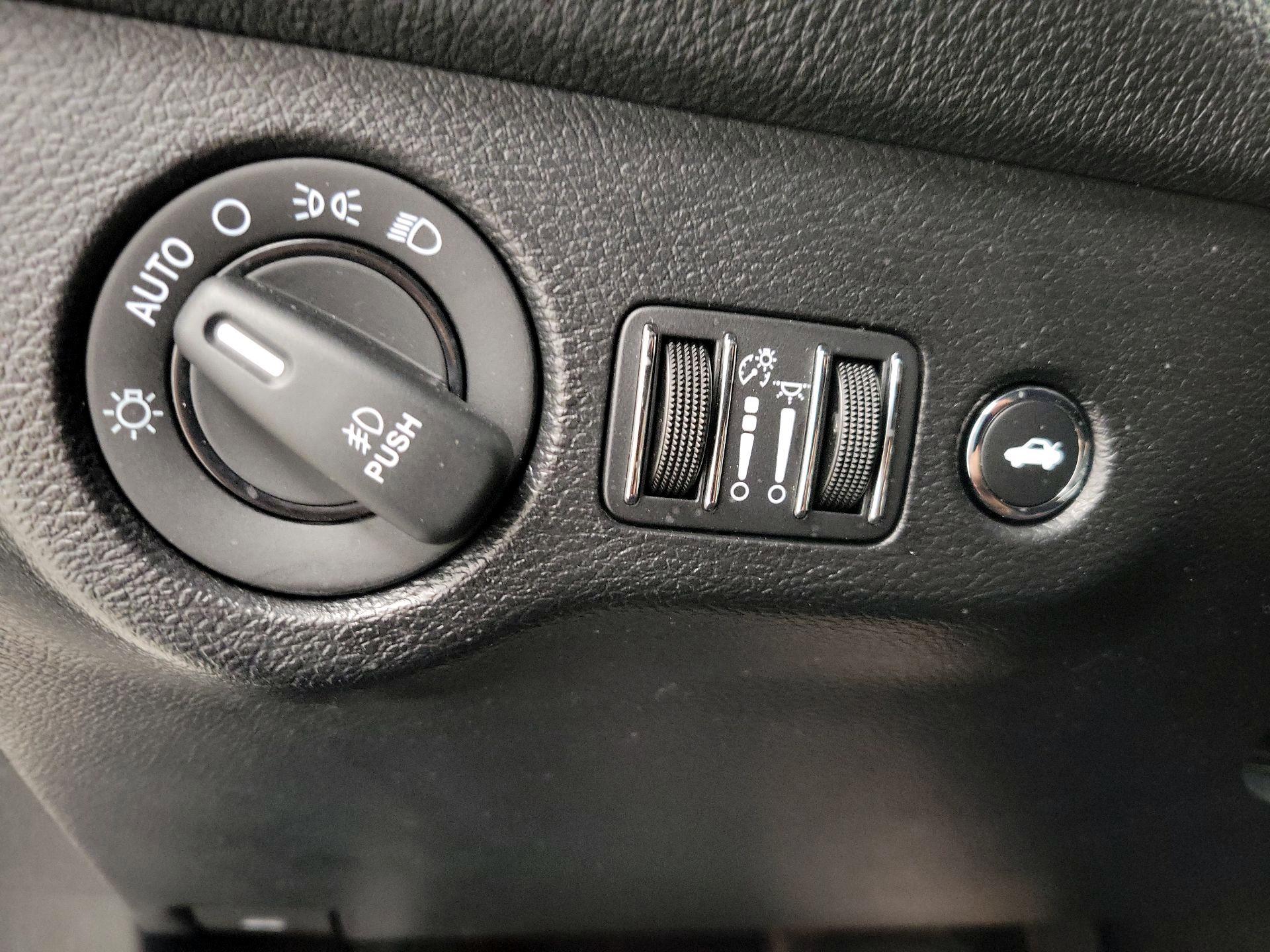 Thumbnail: 2021 Dodge Challenger - 13