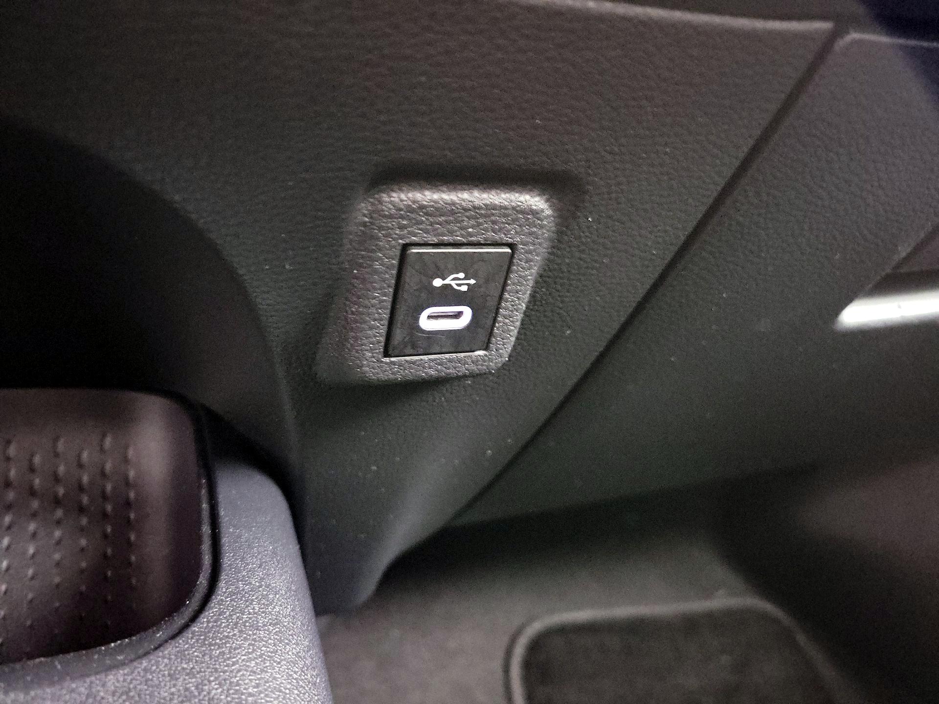 Thumbnail: 2024 Toyota Corolla - 18