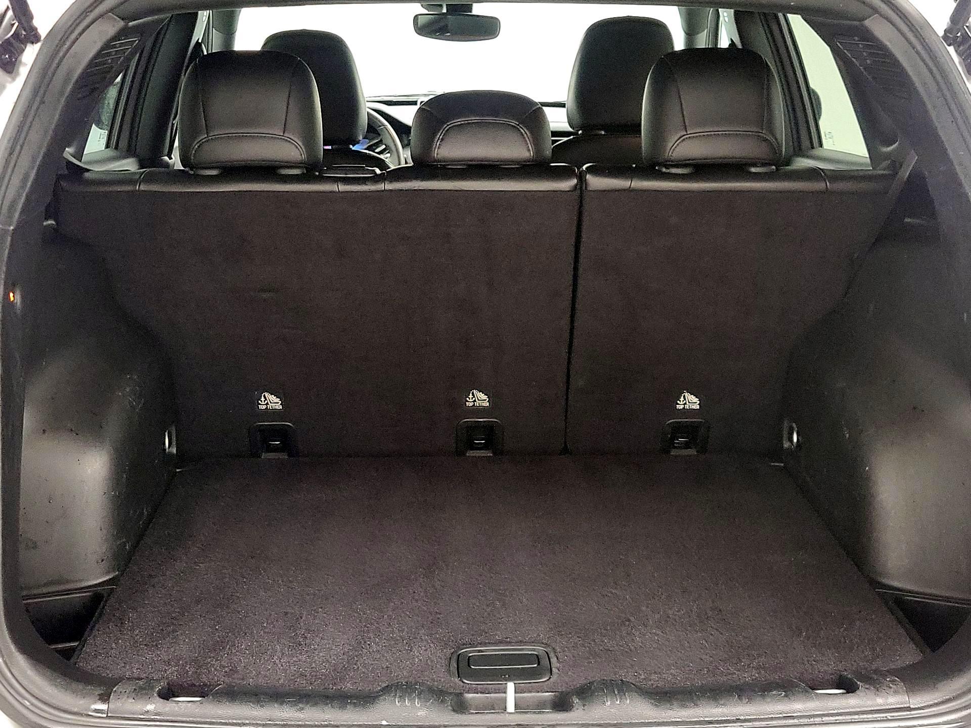 Thumbnail: 2023 Jeep Compass - 19