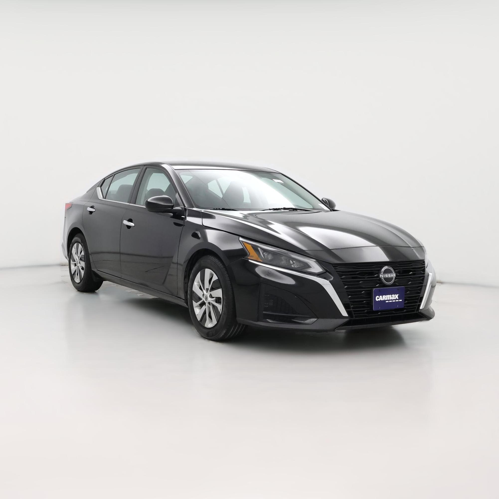 Thumbnail: 2023 Nissan Altima - 1