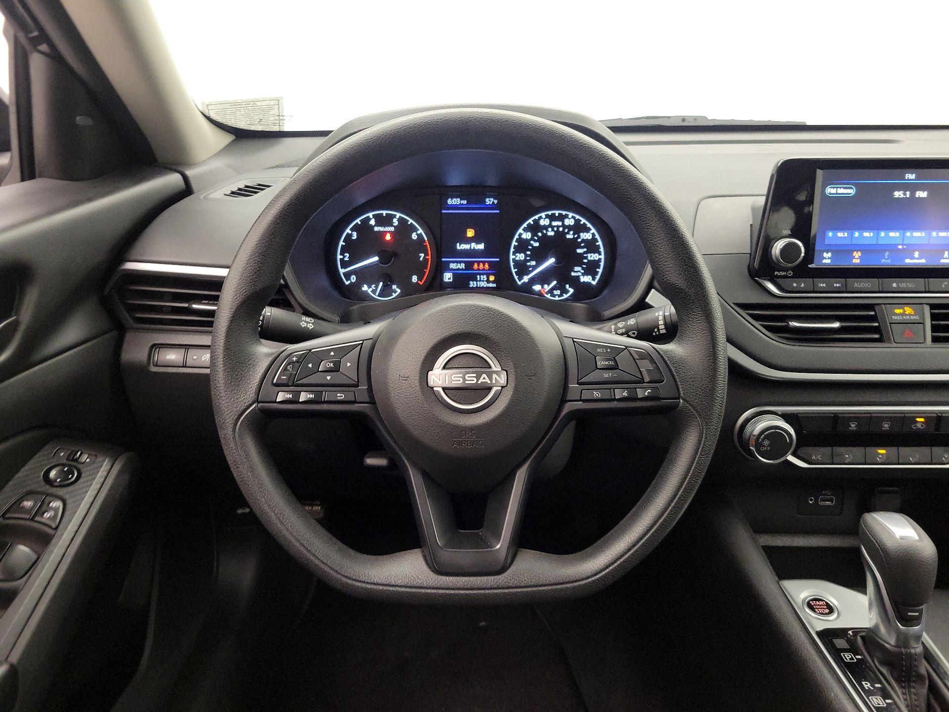 Thumbnail: 2023 Nissan Altima - 10